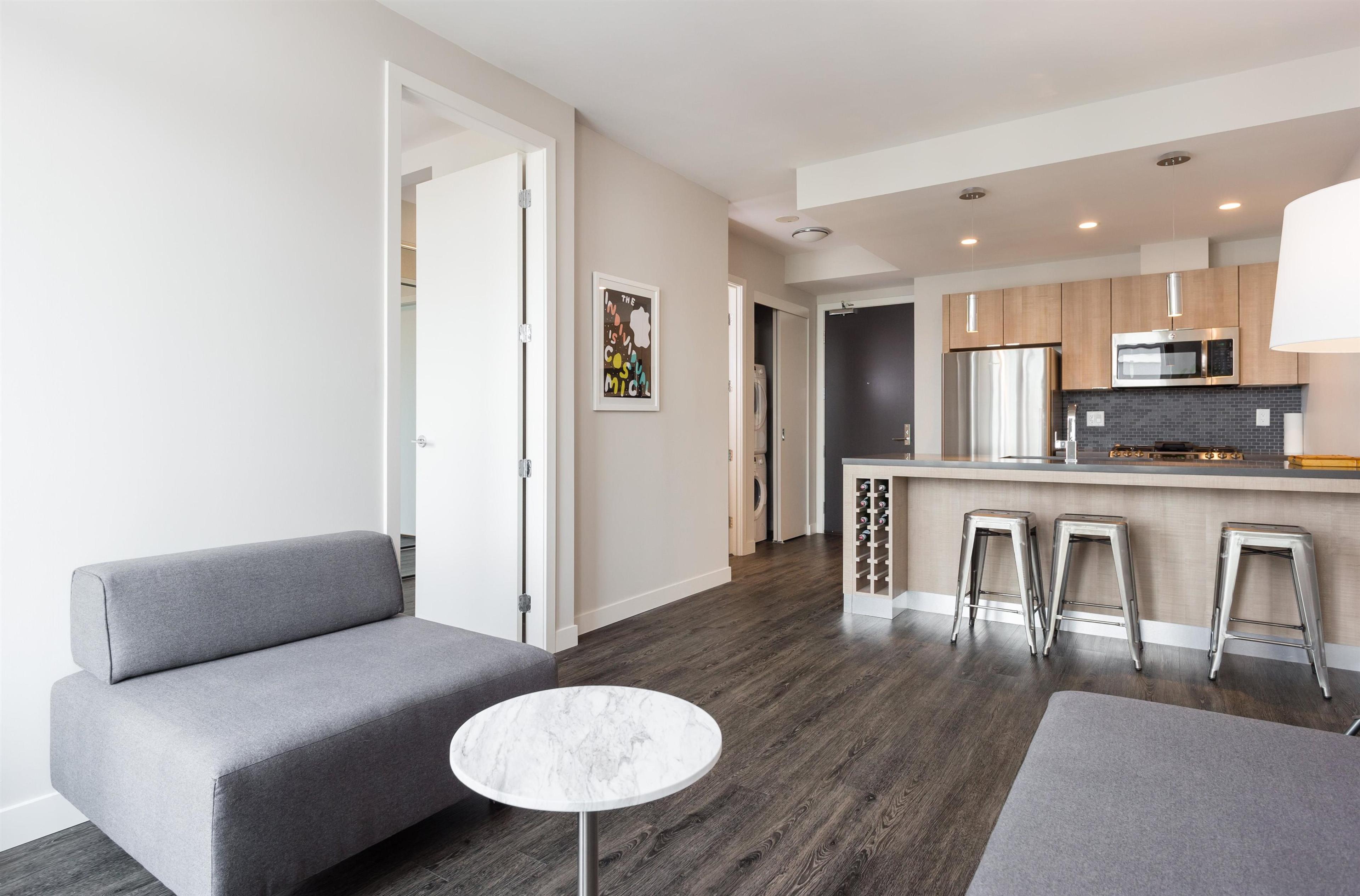 #904 1788 ONTARIO STREET - 4