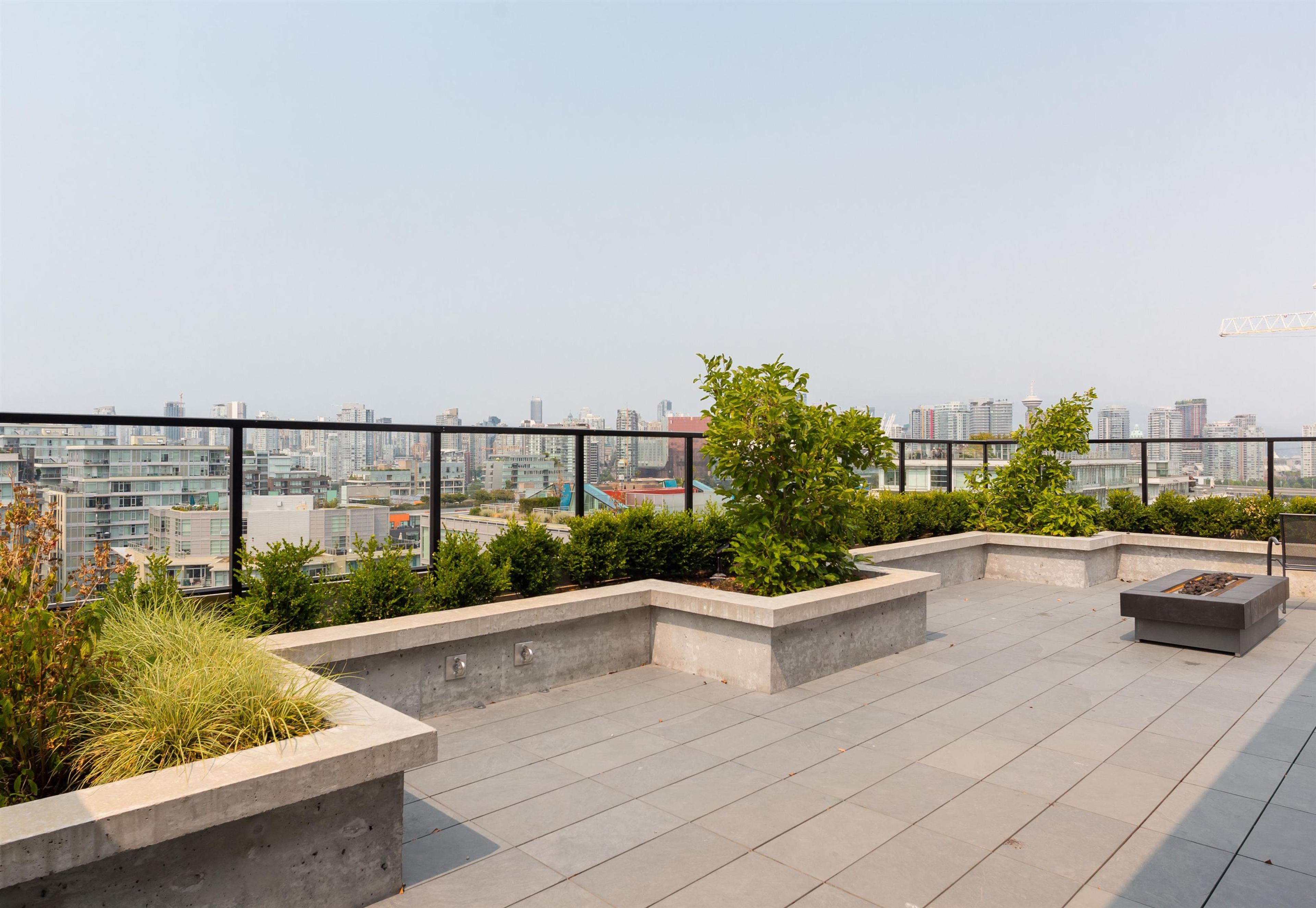 #904 1788 ONTARIO STREET - 21