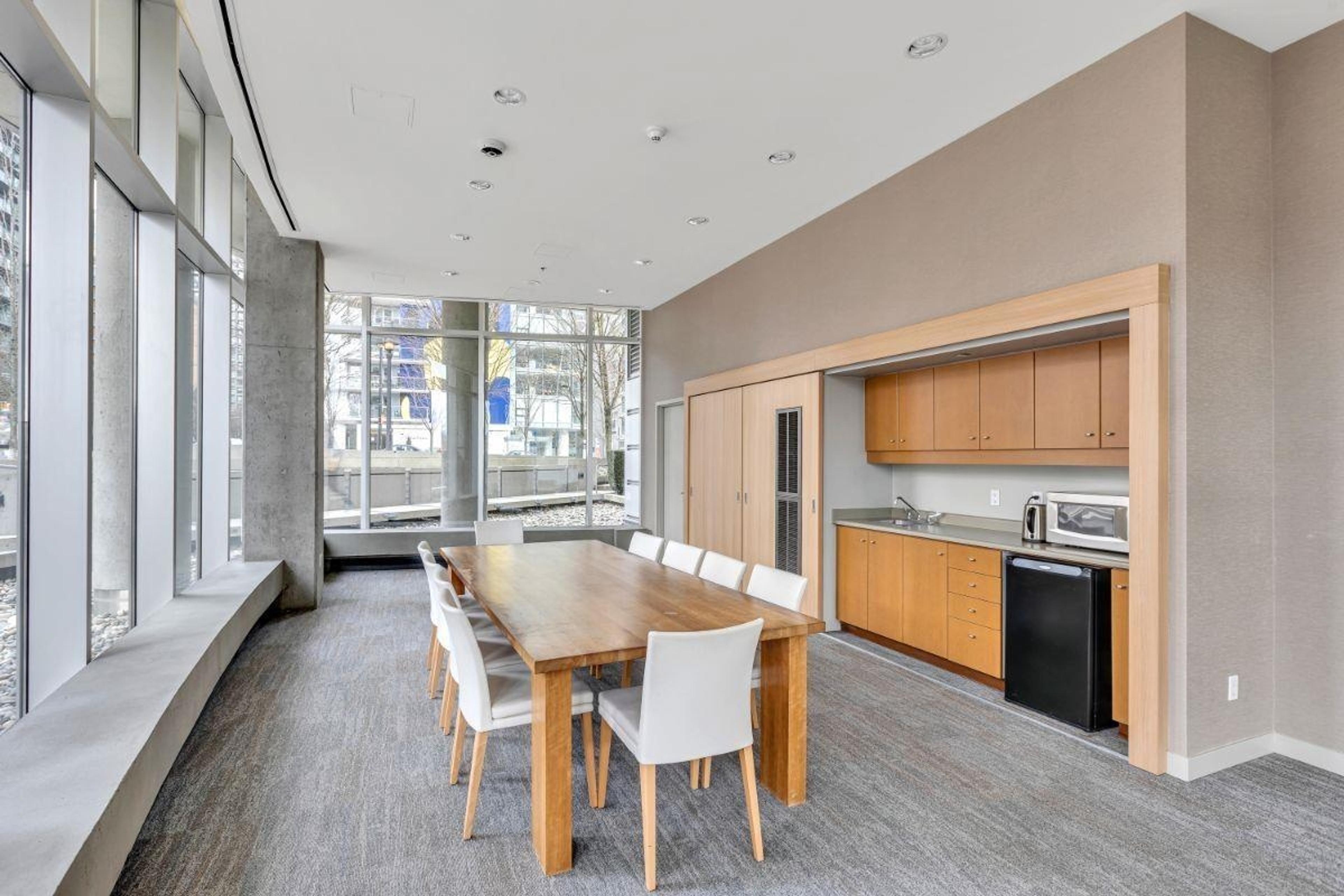 #2706 1438 RICHARDS STREET - 34