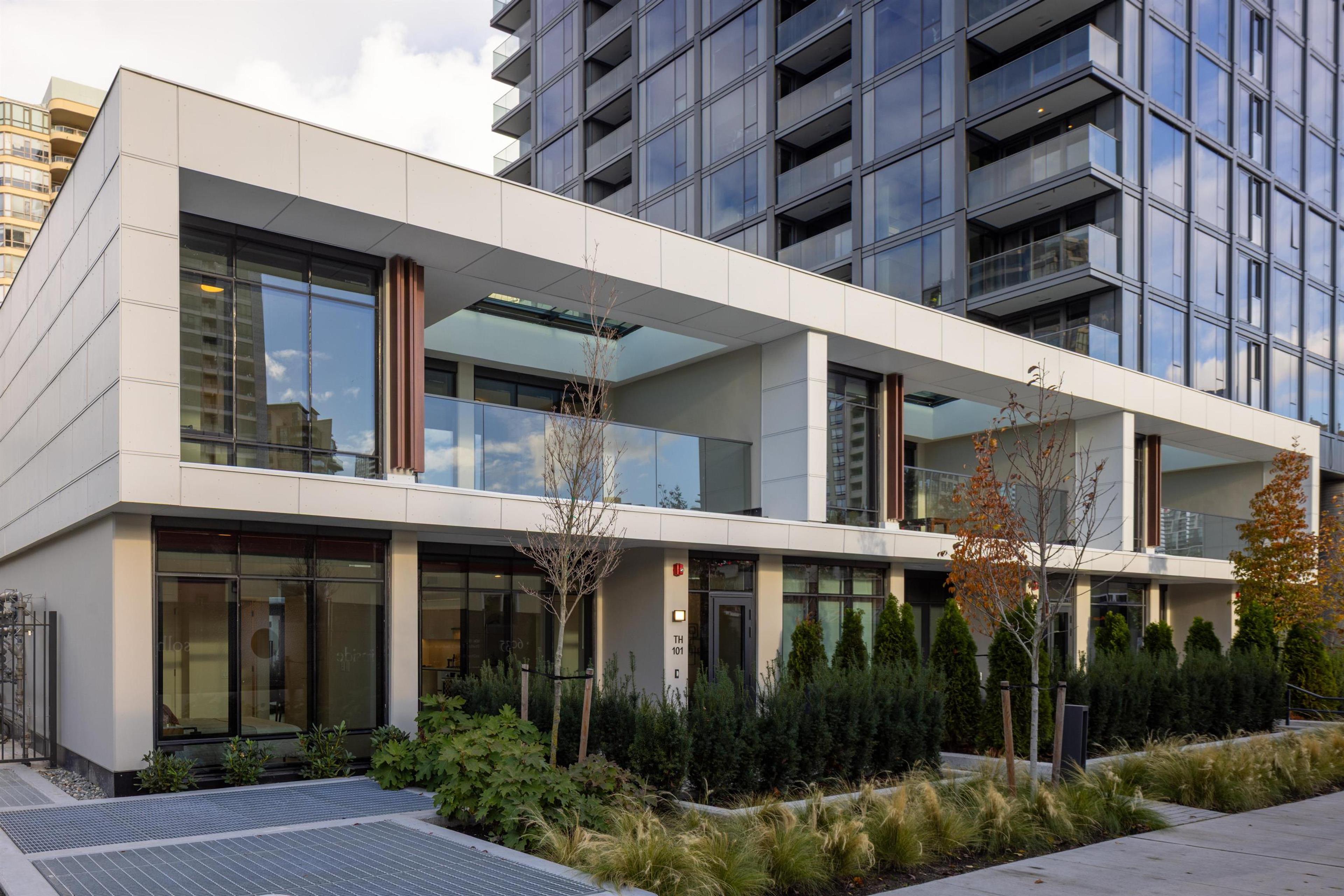 #101 5987 WILSON AVENUE - 17