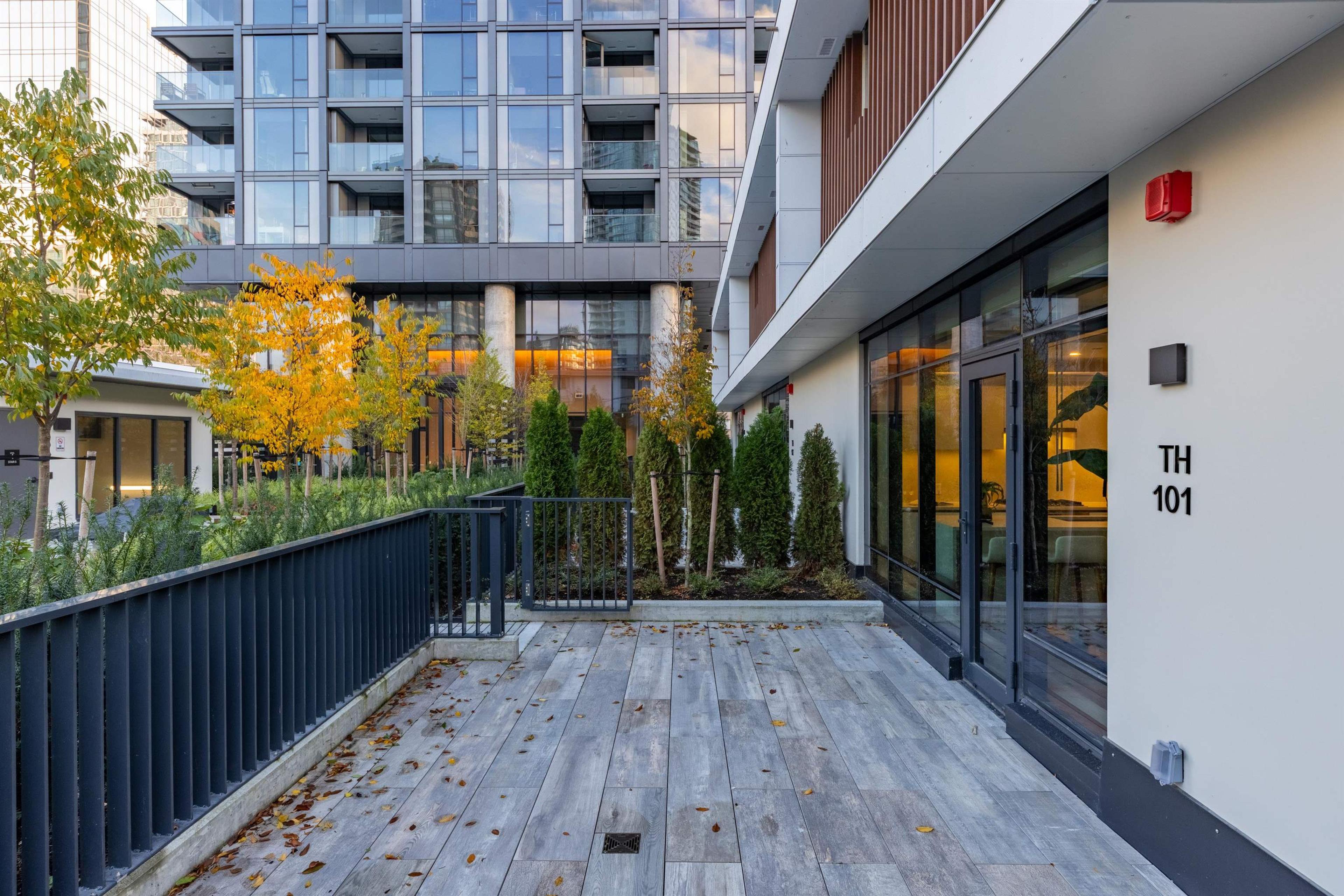 #101 5987 WILSON AVENUE - 18