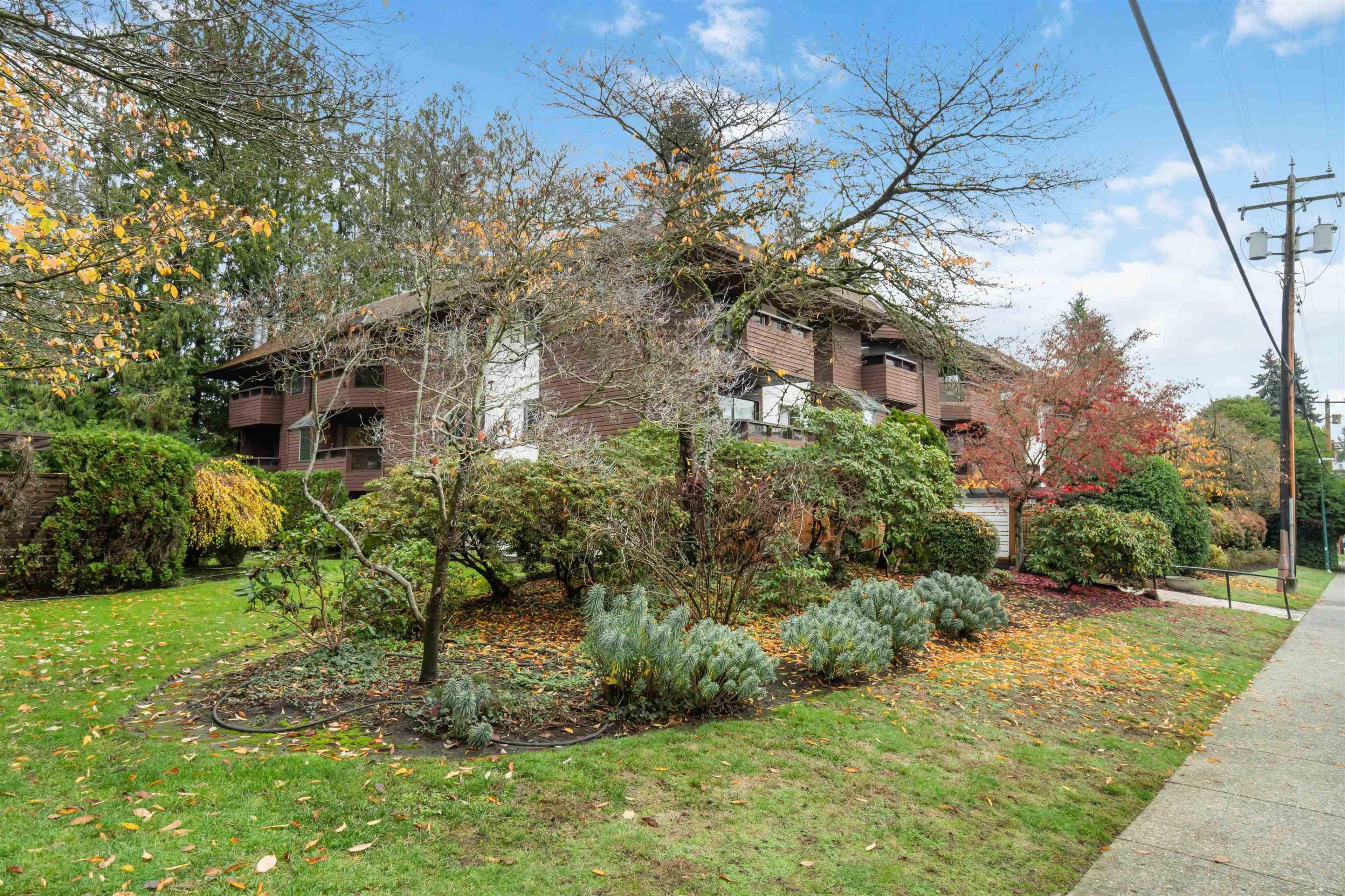 1177 Howie Avenue, Coquitlam - Exteriors - Photo 5