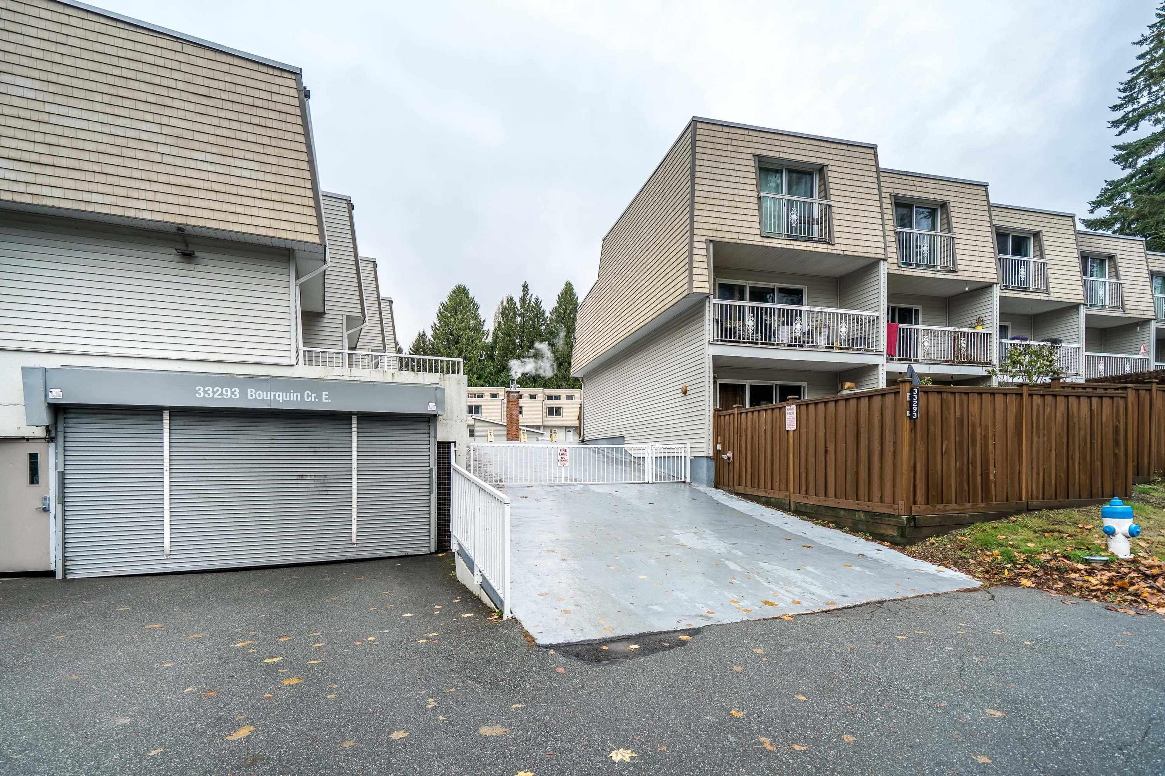 33293 E Bourquin Crescent, Abbotsford - Exteriors - Full Complex View - Photo 5