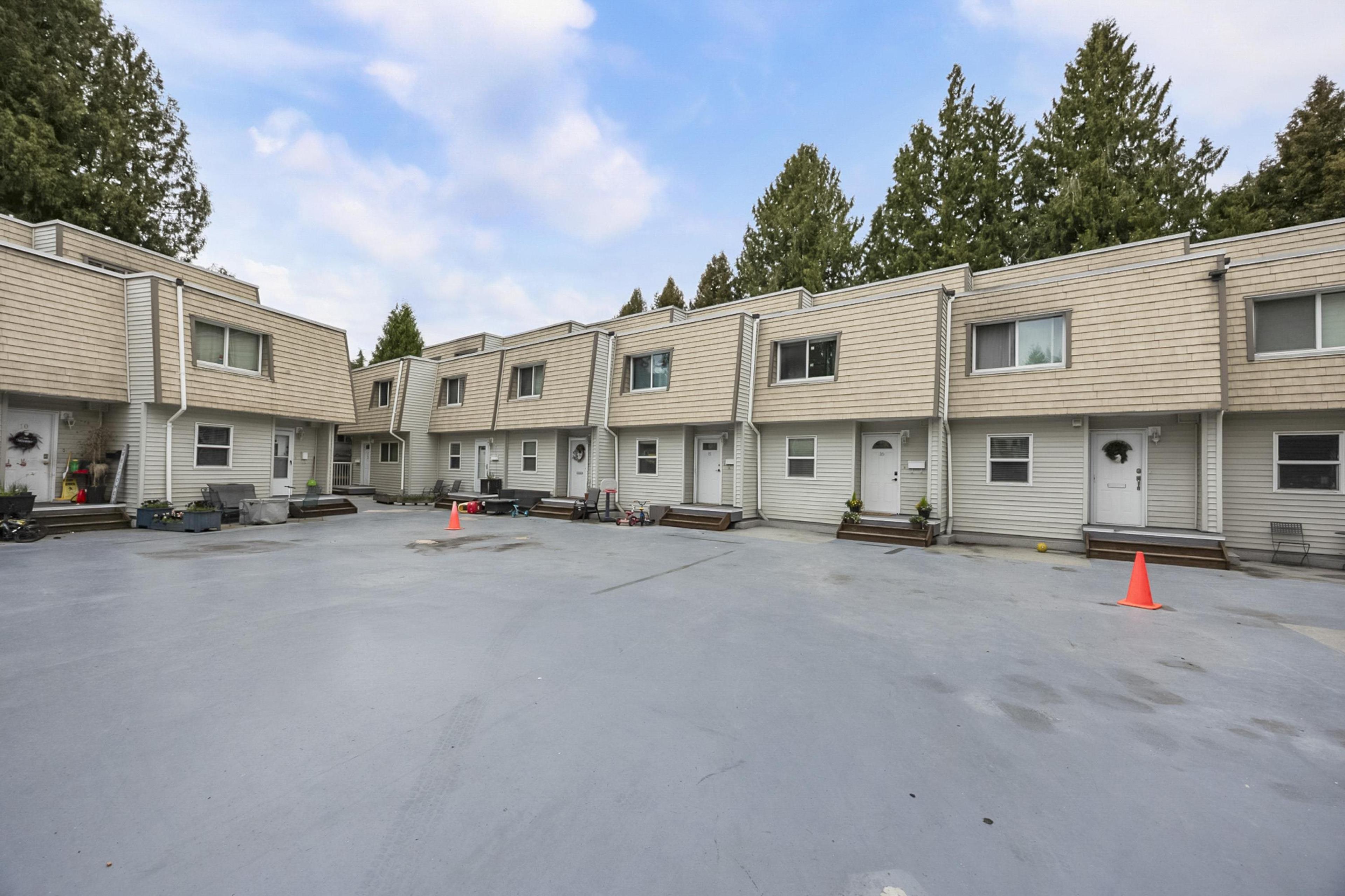 33293 E Bourquin Crescent, Abbotsford - Exteriors - Full Complex View - Photo 6