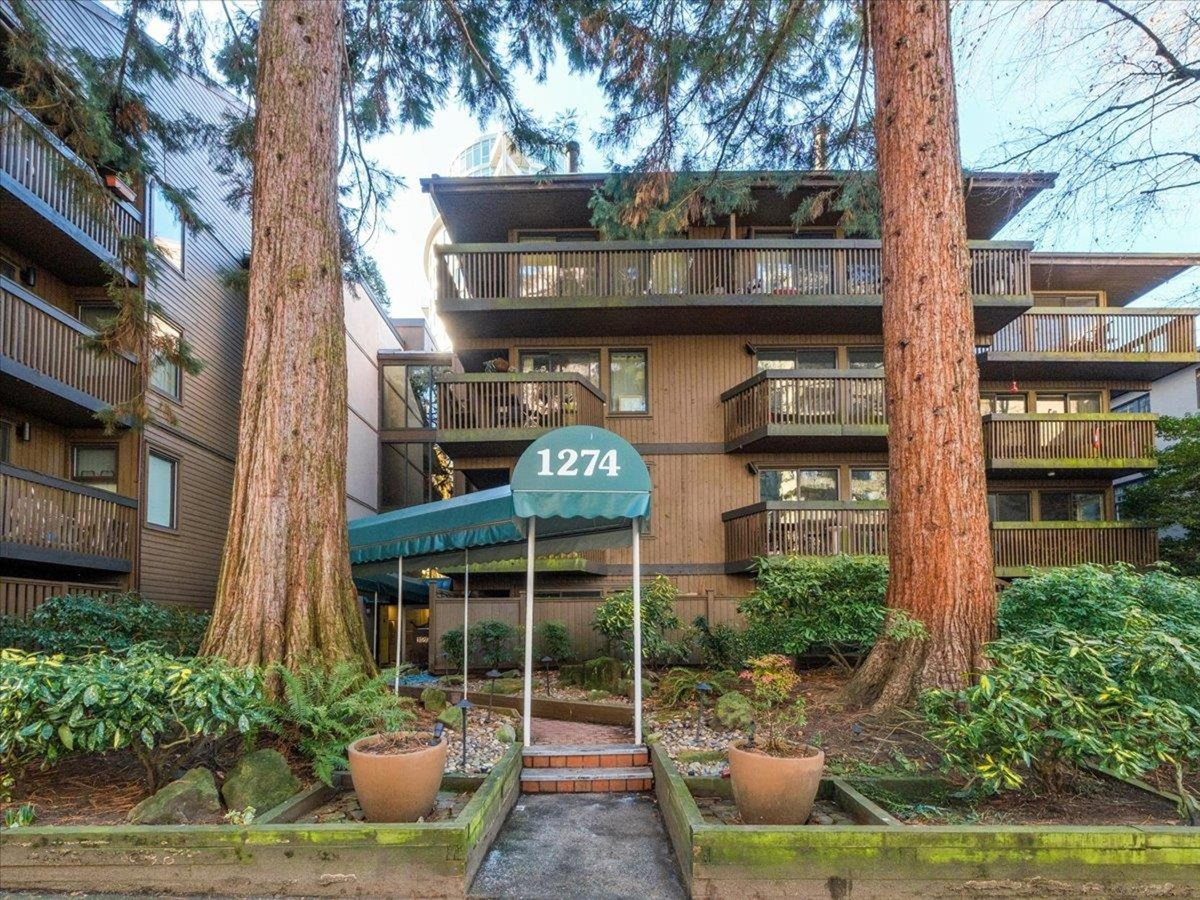 1274 Barclay Street, Vancouver - Exteriors - Photo 1