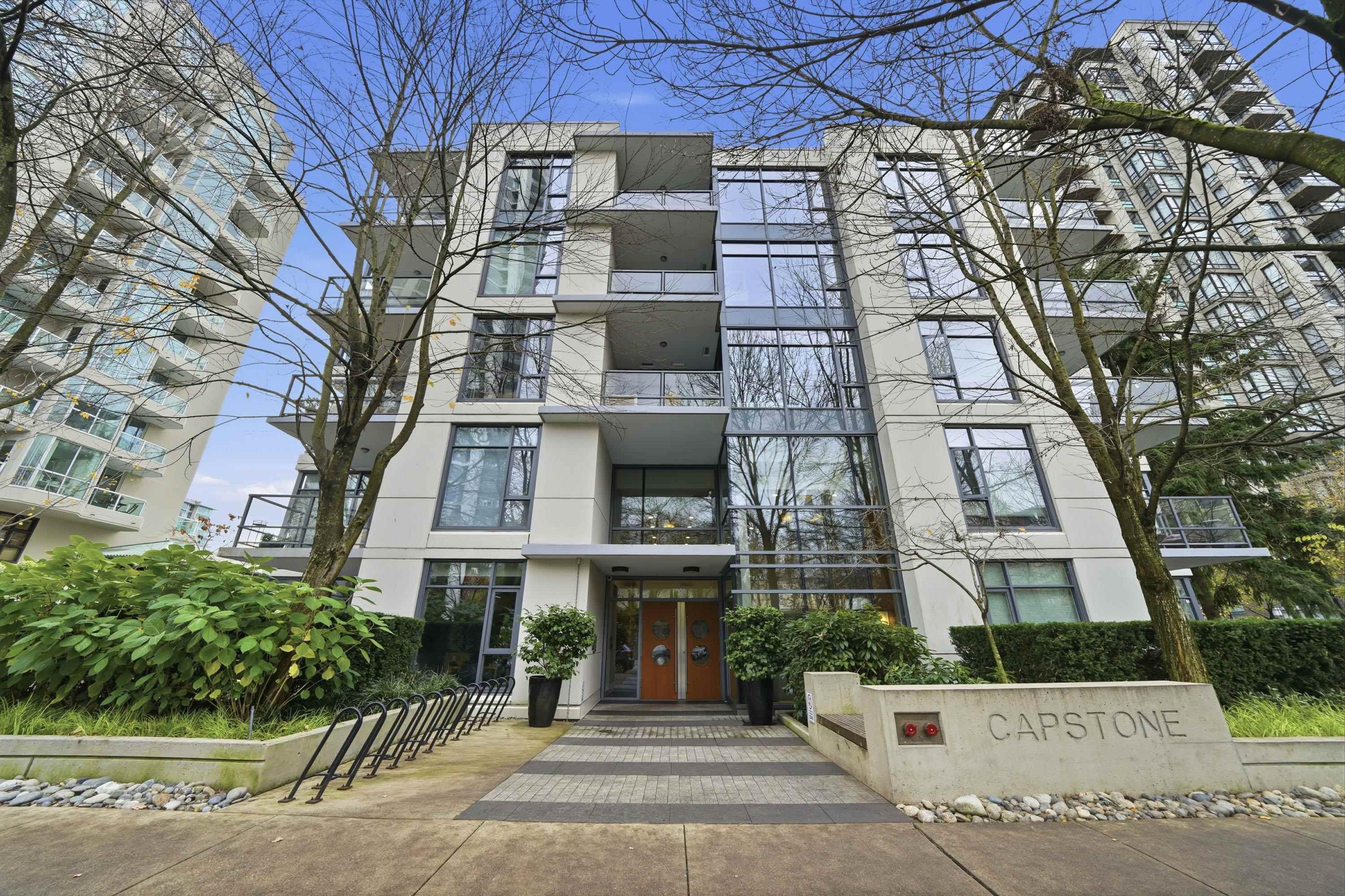 135 W 2nd Street, North Vancouver - Exteriors - Photo 1