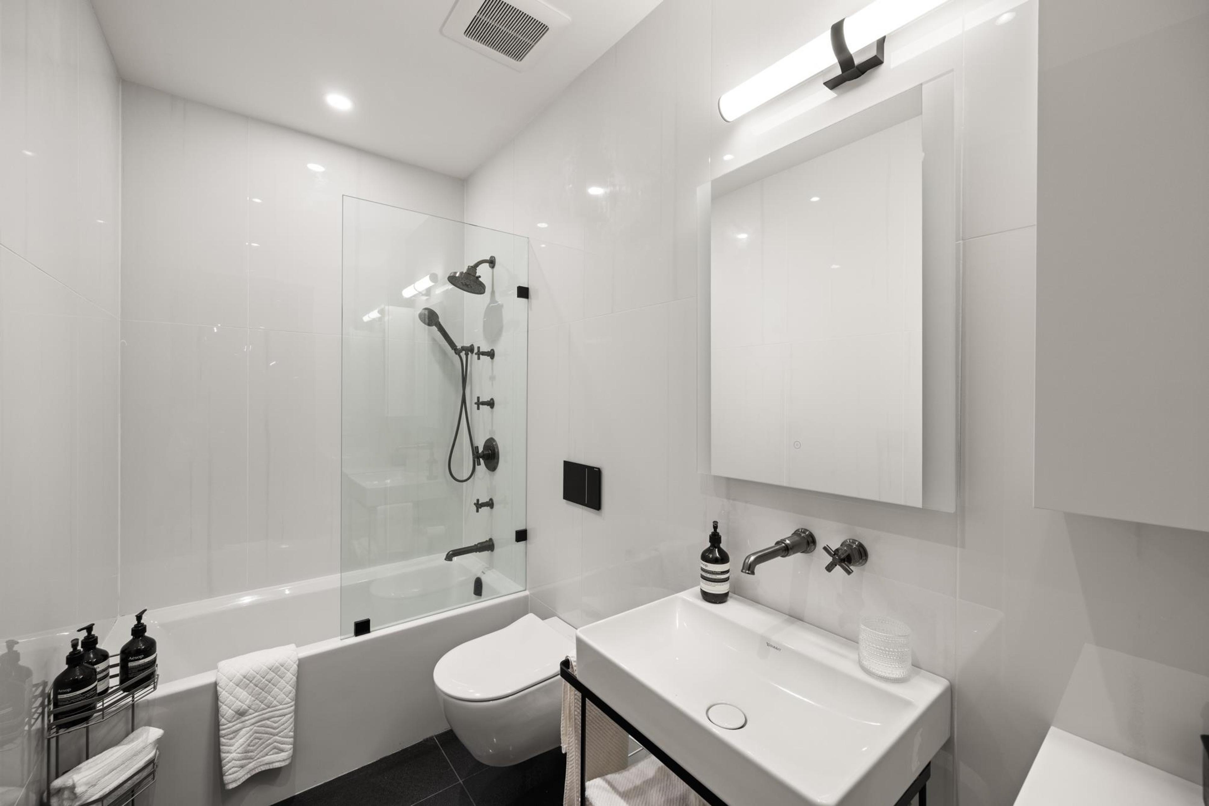 14555 MARINE DRIVE - 32