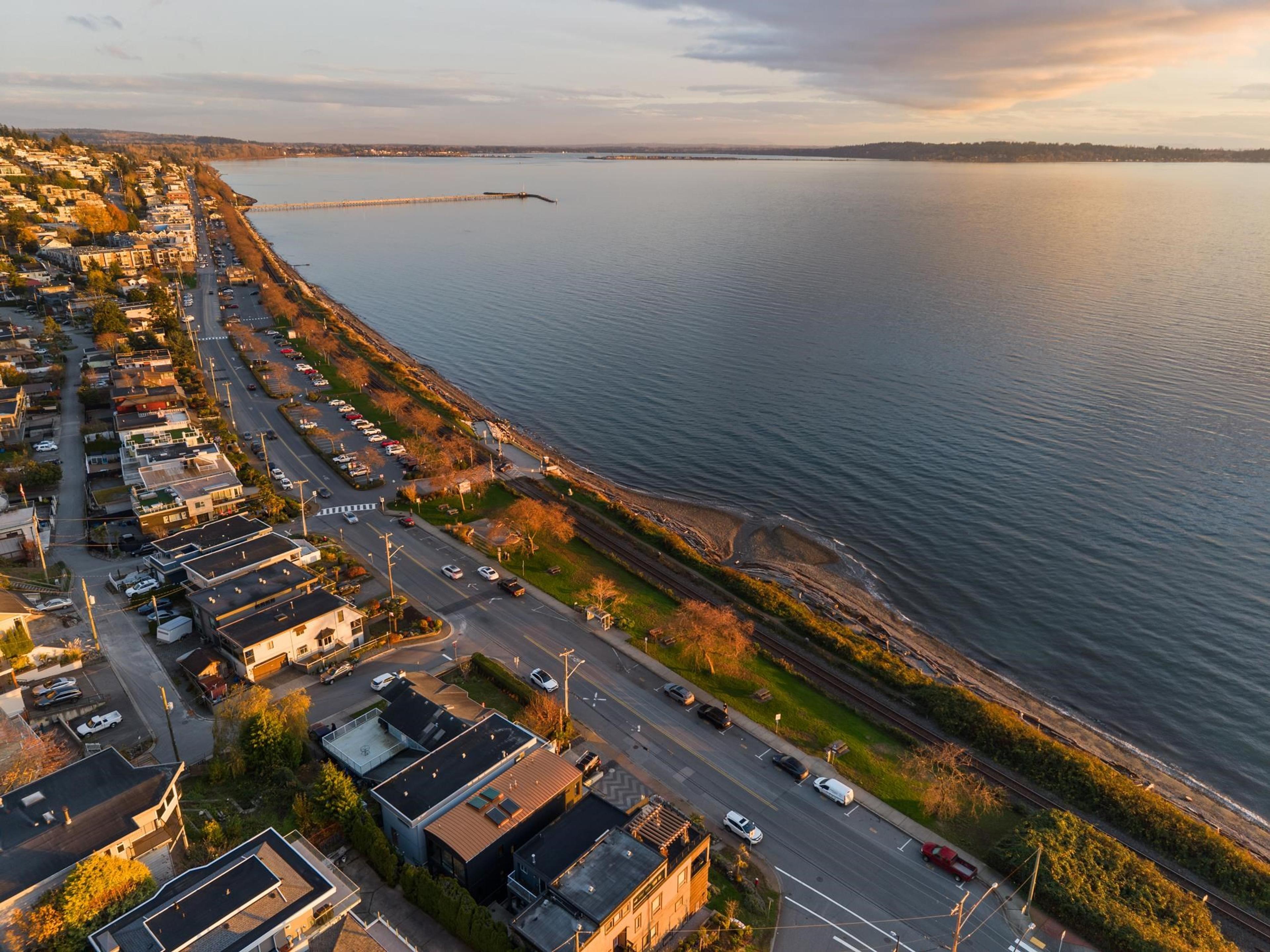 14555 MARINE DRIVE - 34