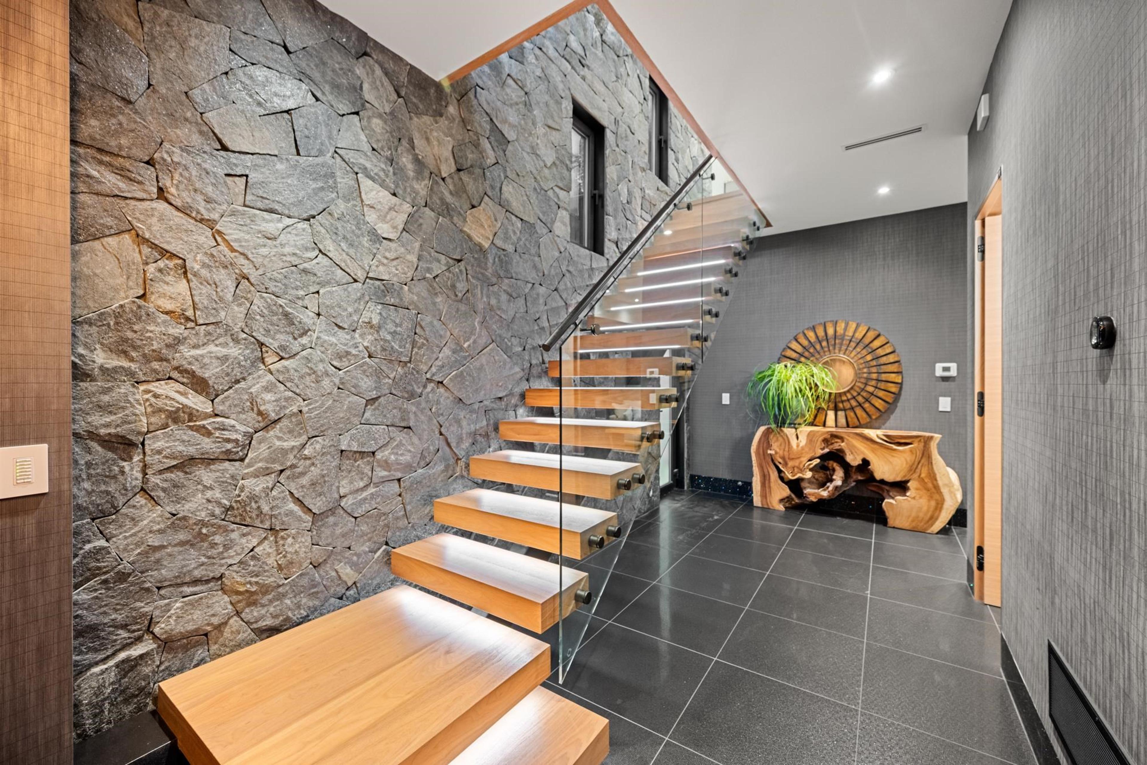 14555 MARINE DRIVE - 31