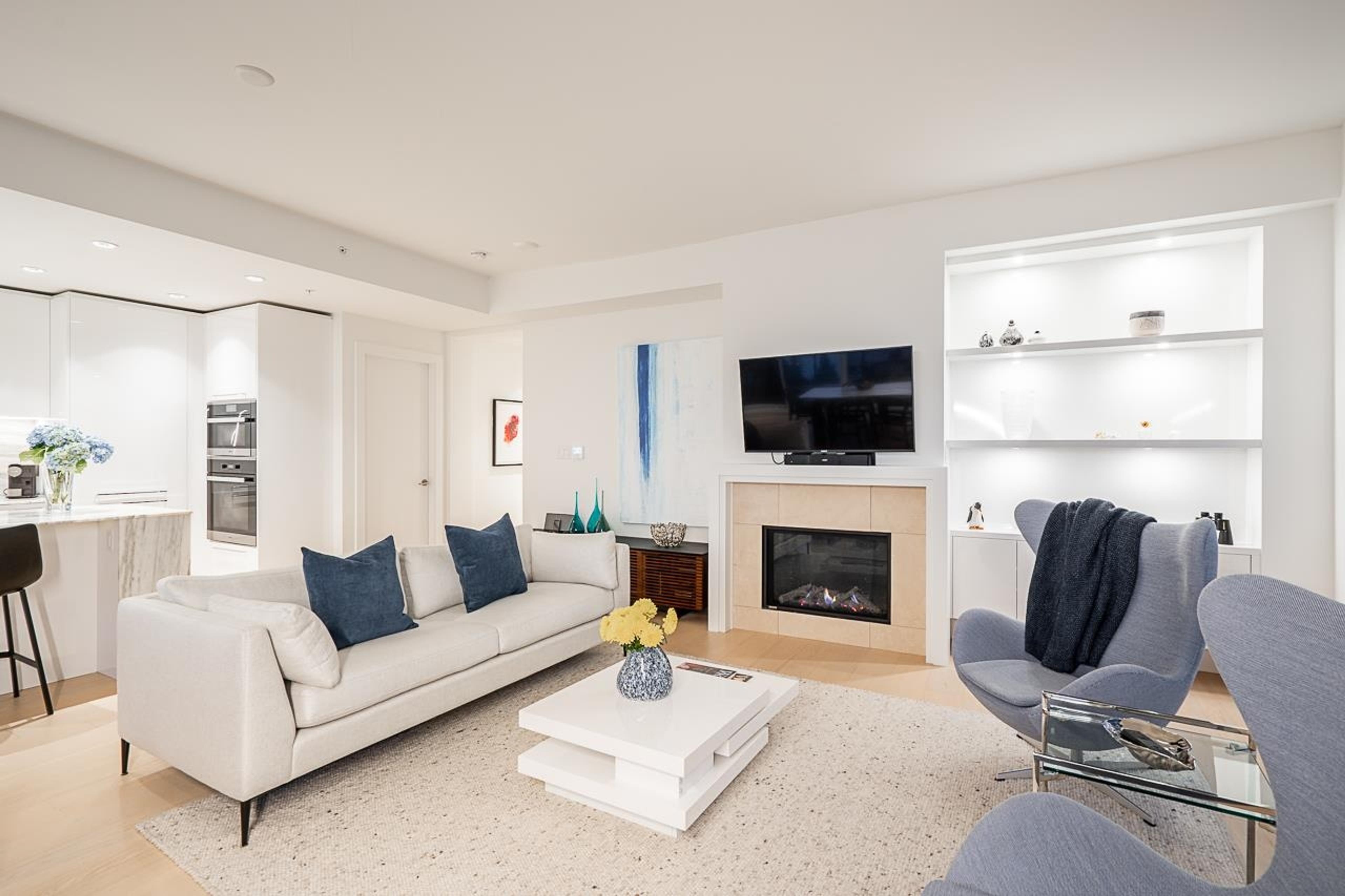 #1805 1500 MARTIN STREET - 4