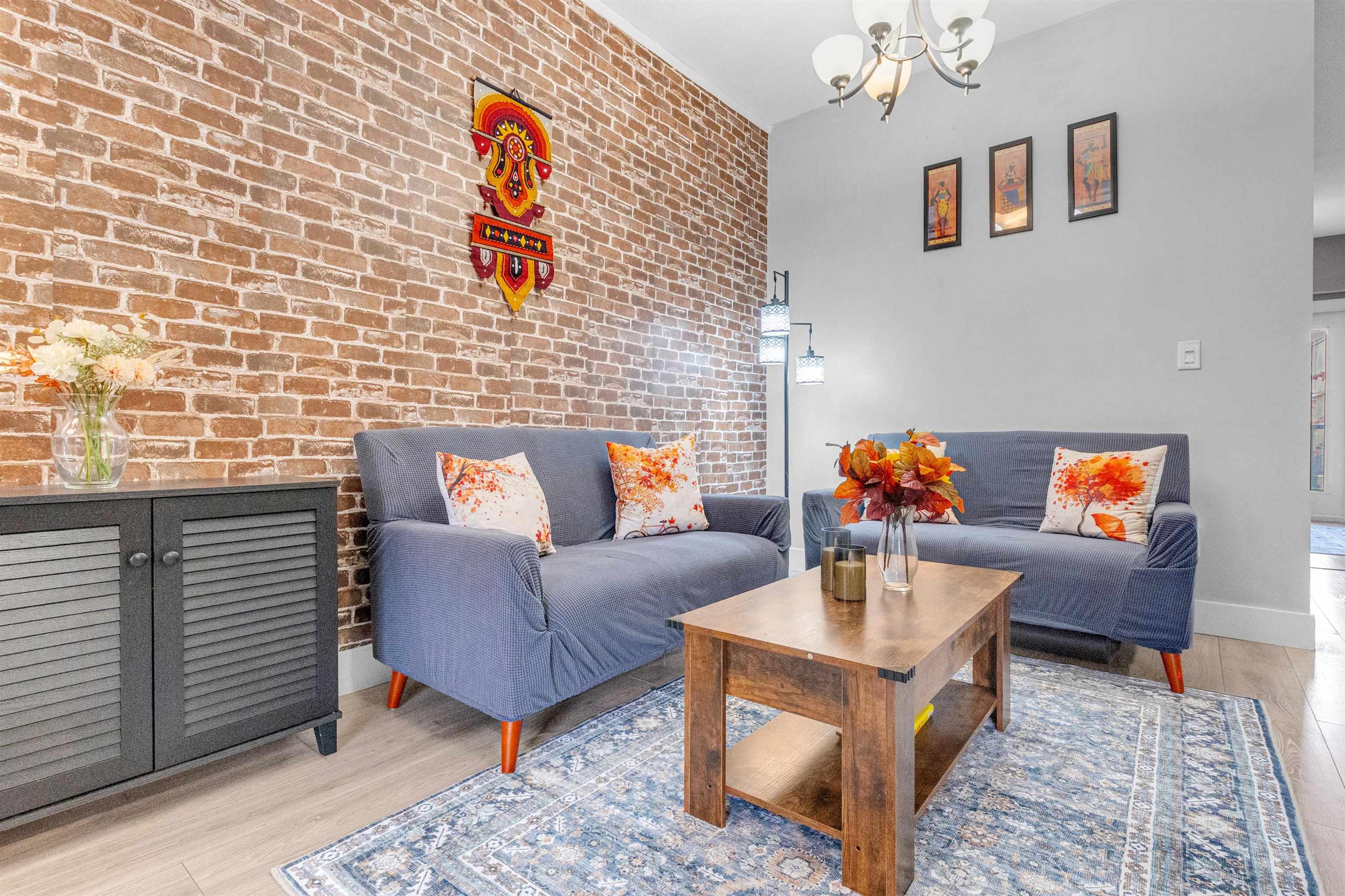 #7 2950 LEFEUVRE ROAD - Image 2