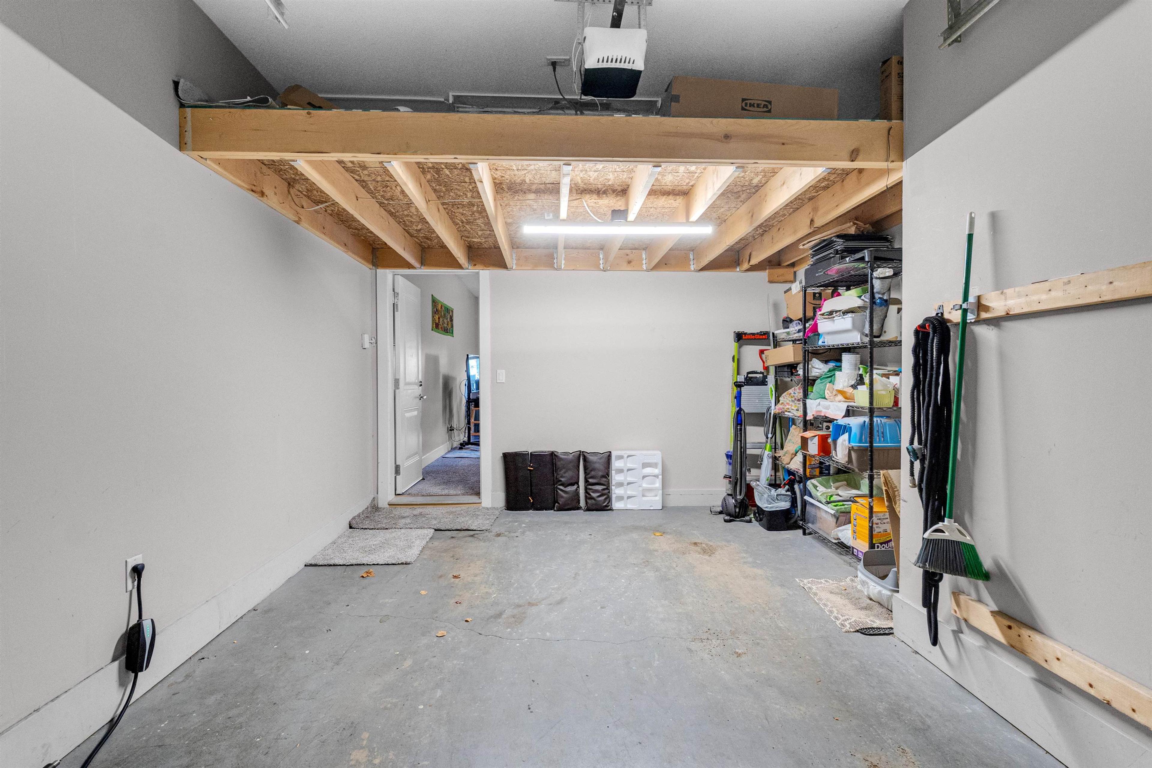 #7 2950 LEFEUVRE ROAD - 18