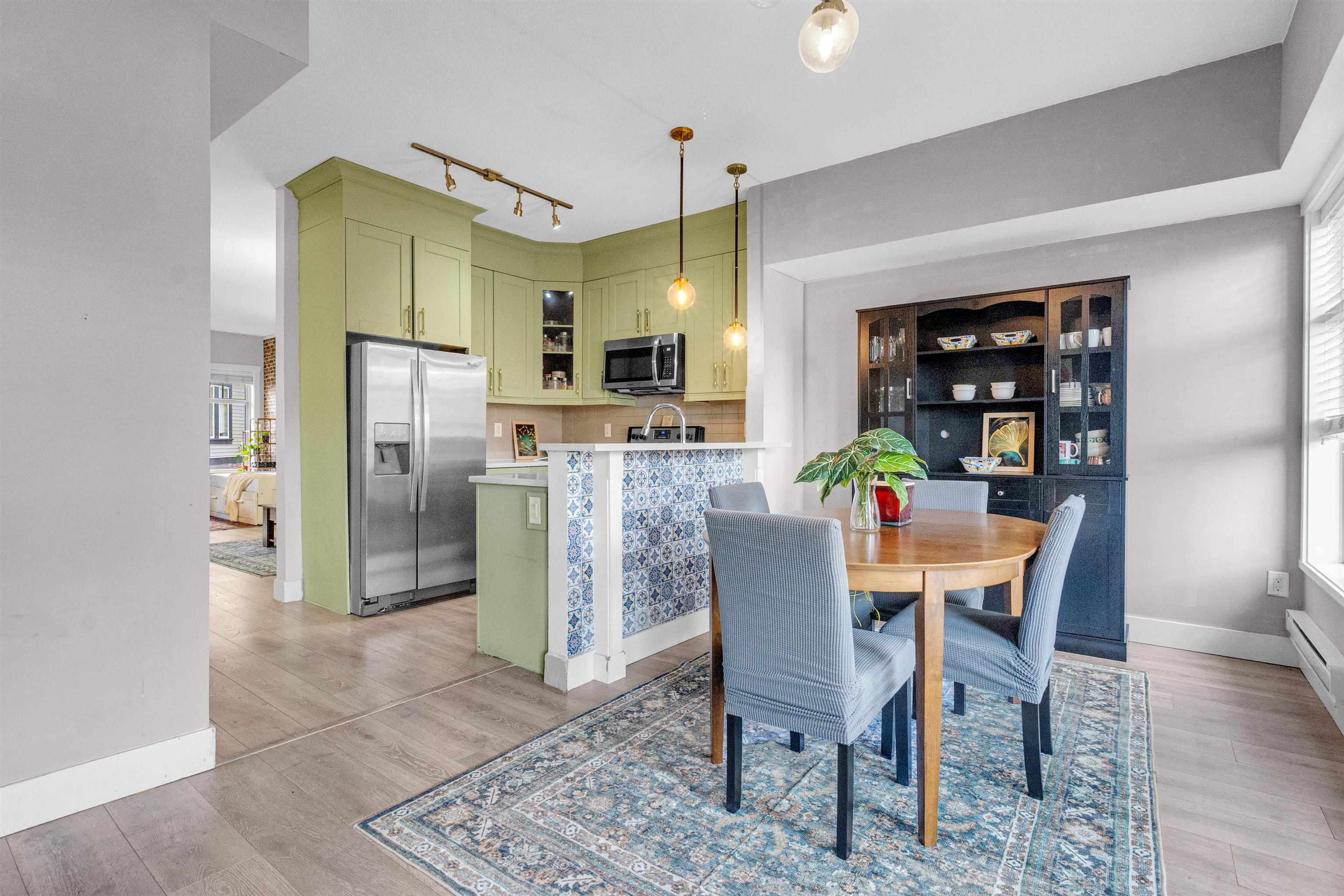 #7 2950 LEFEUVRE ROAD - 8