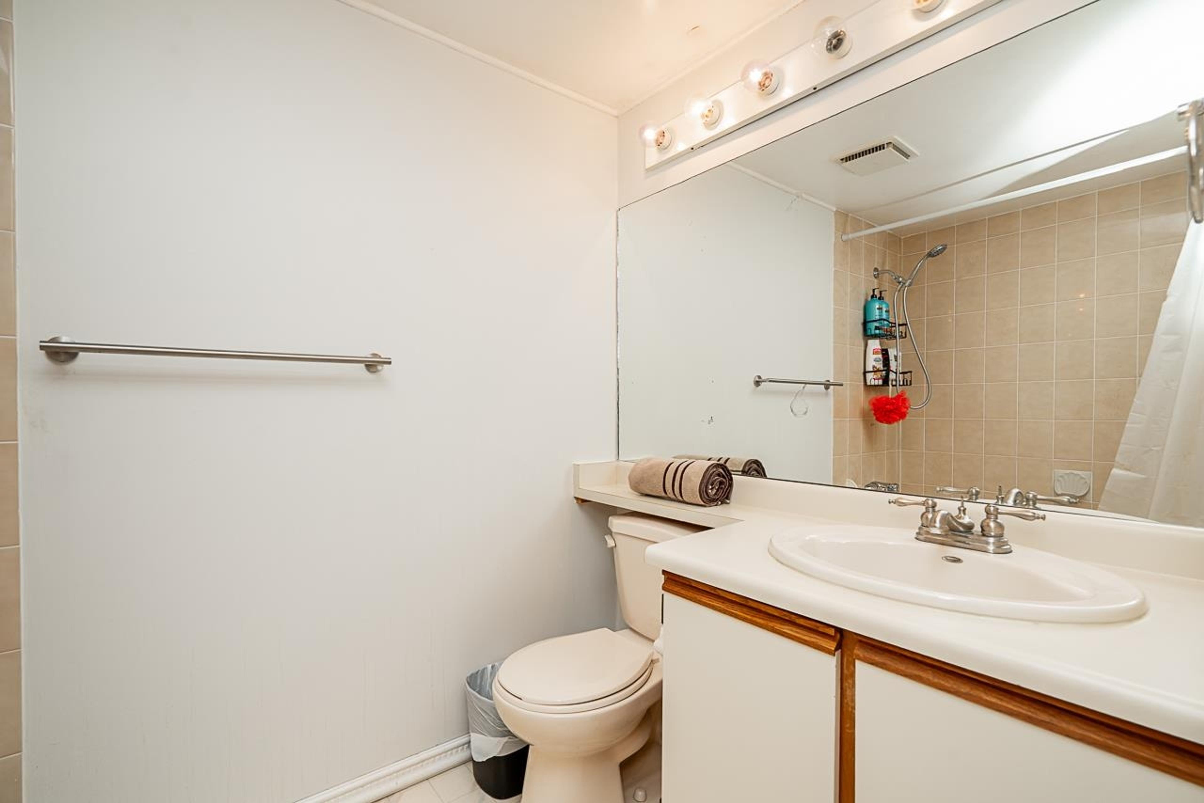 #519 1350 VIDAL STREET - 23