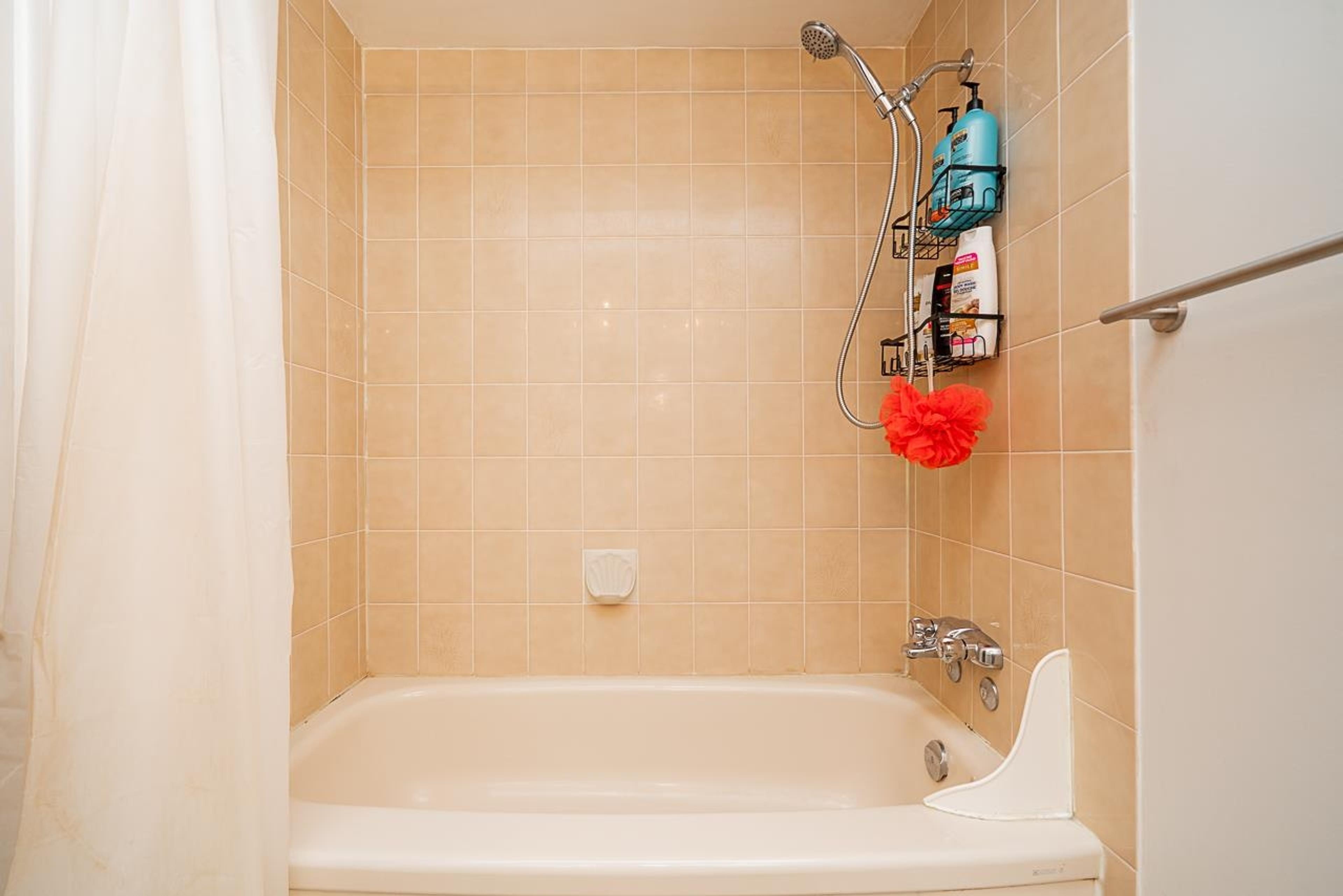 #519 1350 VIDAL STREET - 24