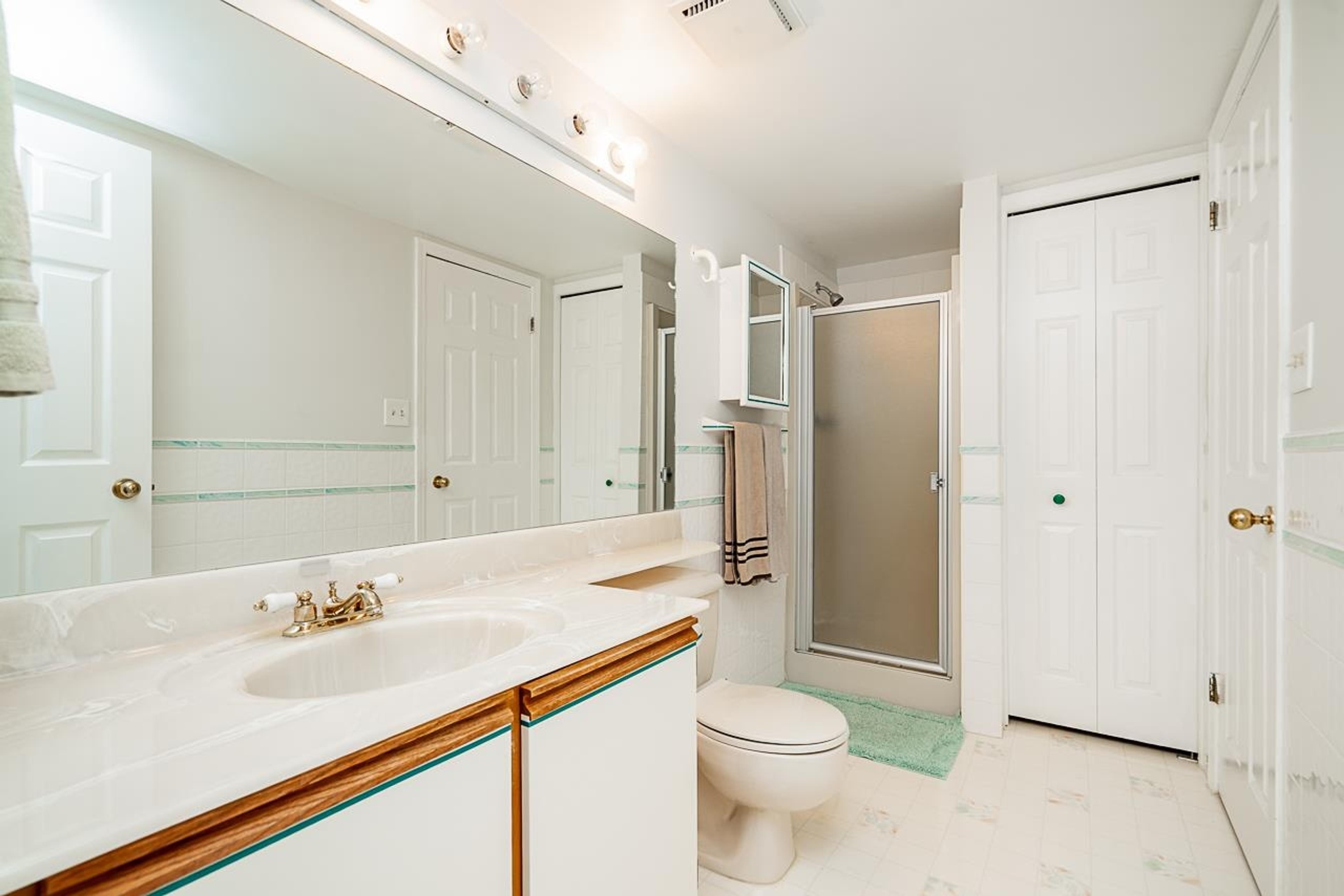 #519 1350 VIDAL STREET - 19