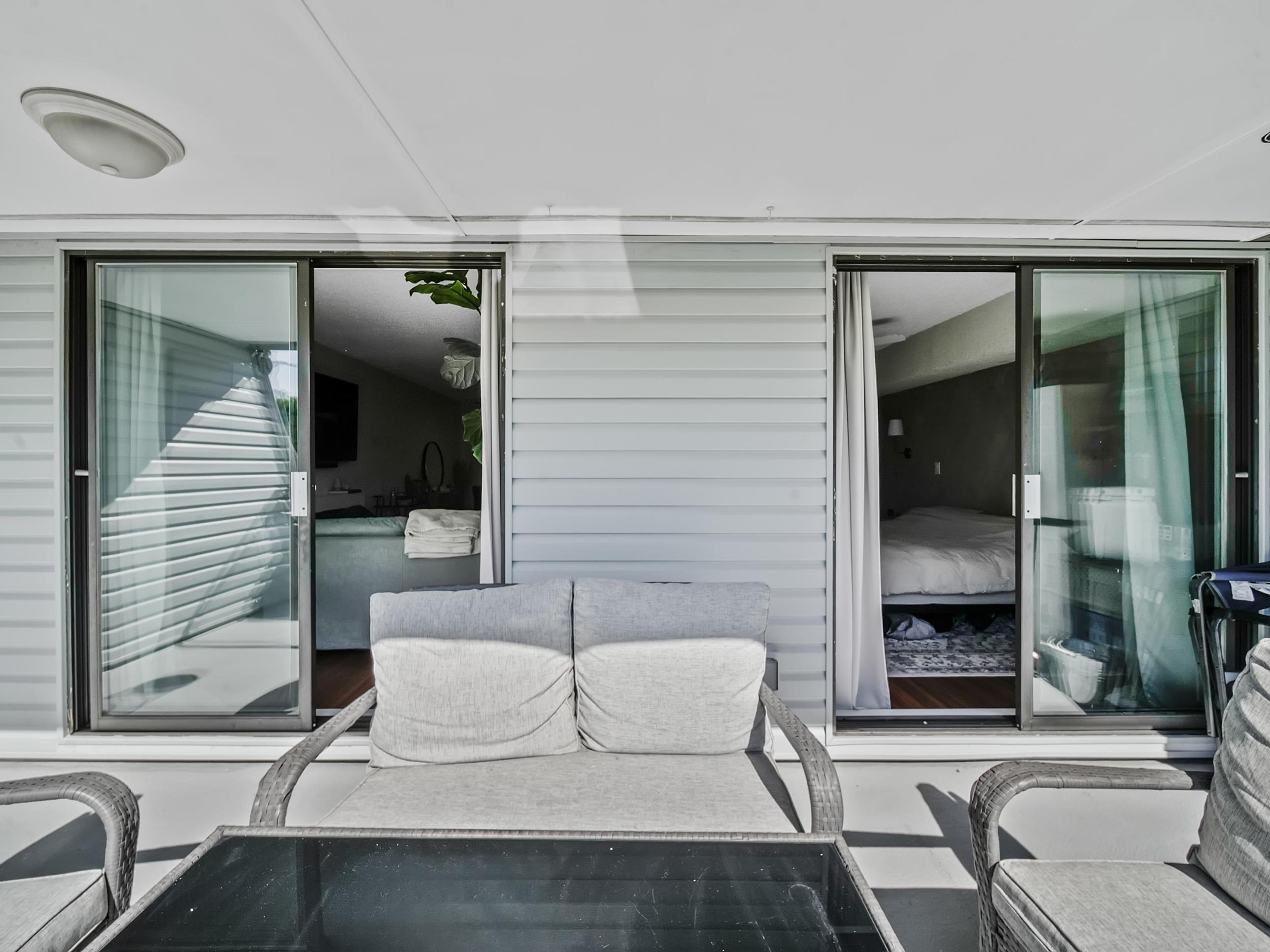 #111 1341 GEORGE STREET - 24