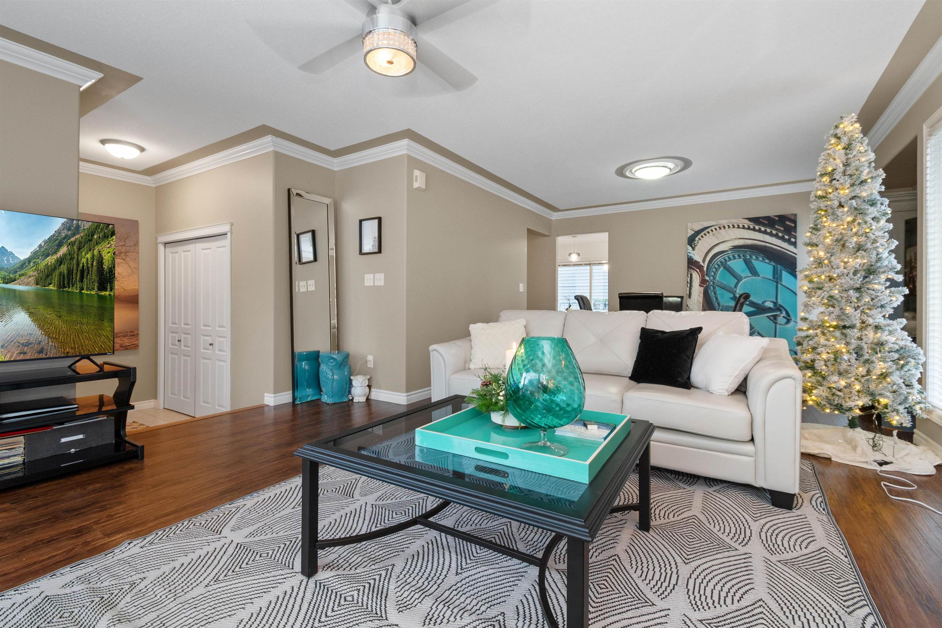 #32 349 WALNUT AVENUE - 6