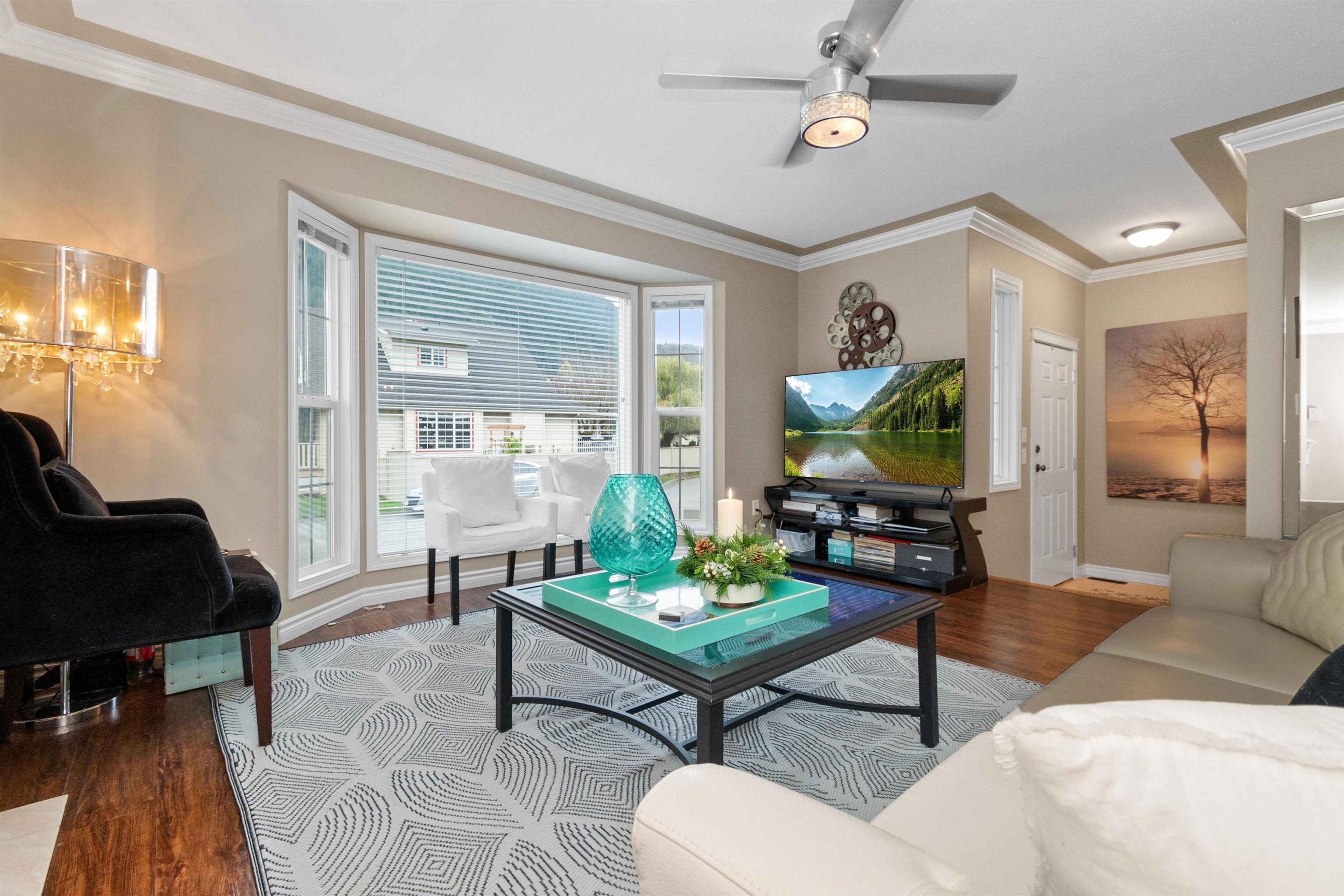 #32 349 WALNUT AVENUE - 7