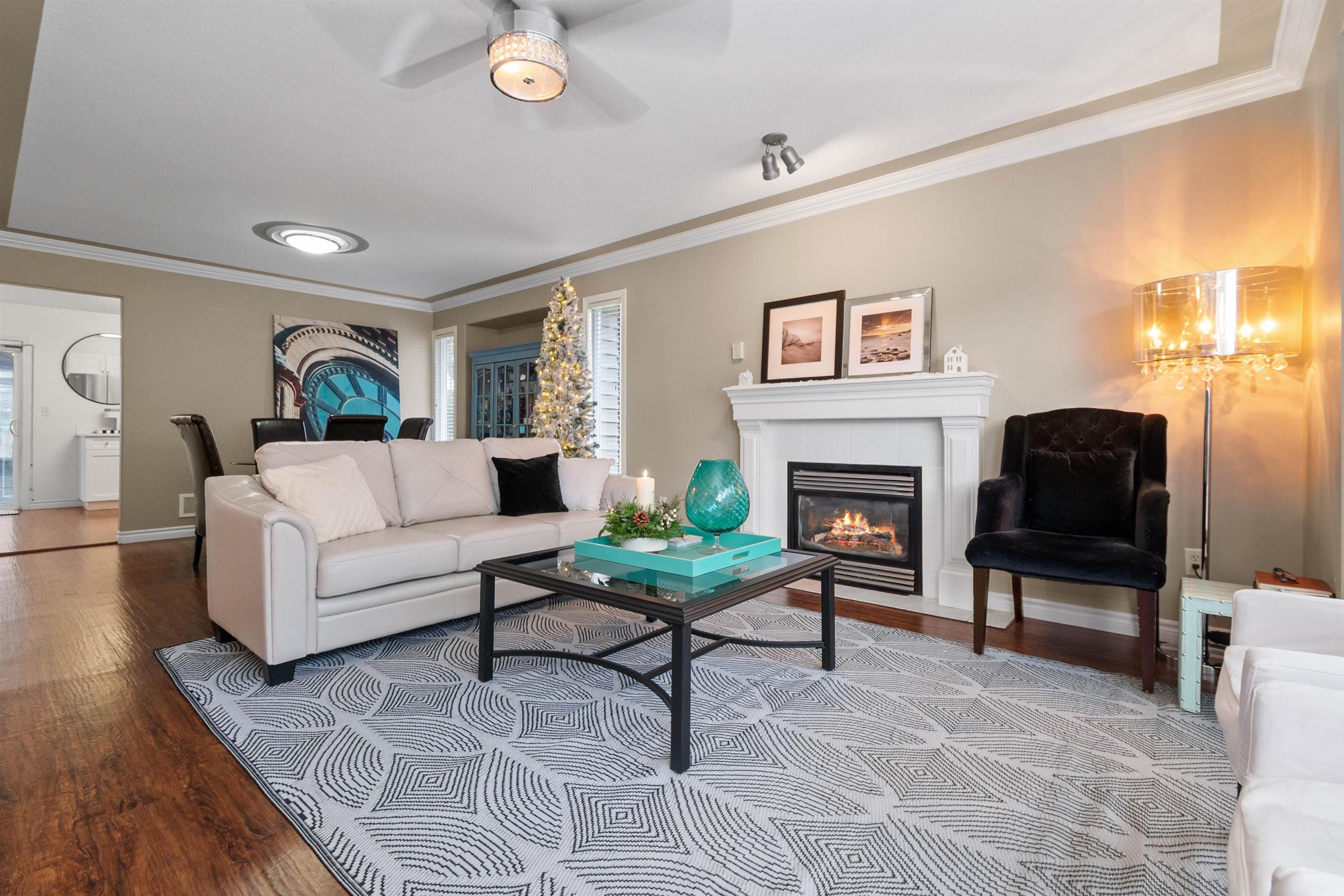 #32 349 WALNUT AVENUE - 4