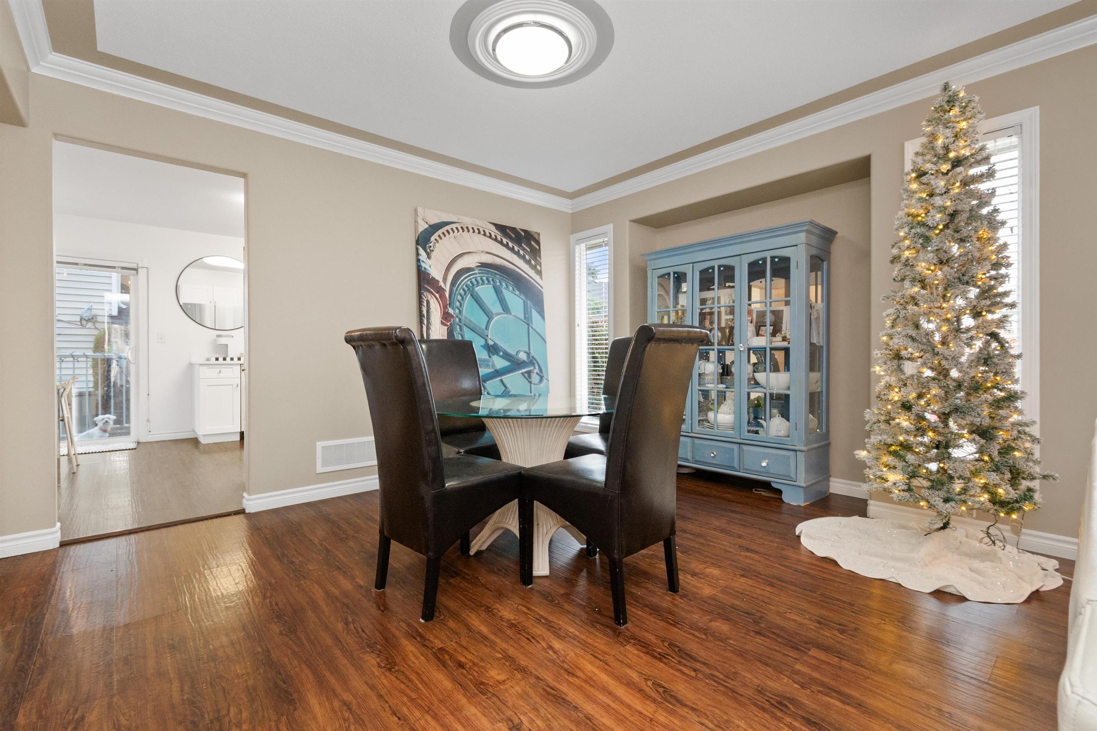 #32 349 WALNUT AVENUE - 8