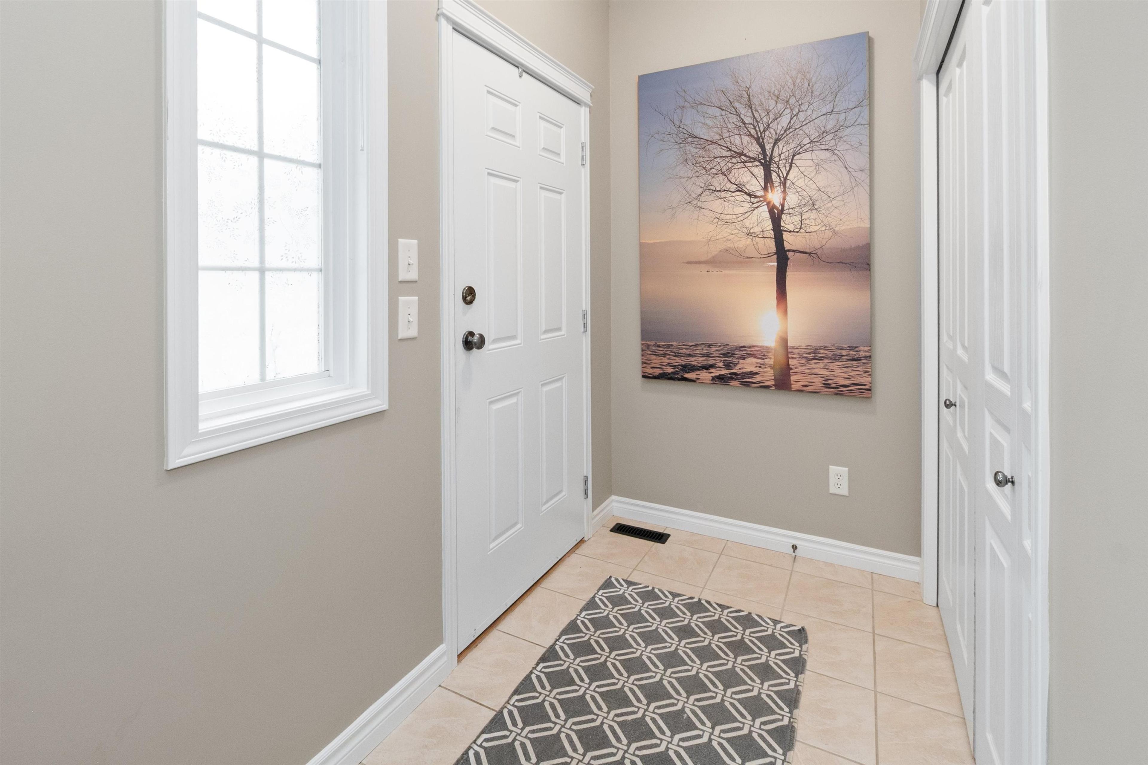 #32 349 WALNUT AVENUE - 25