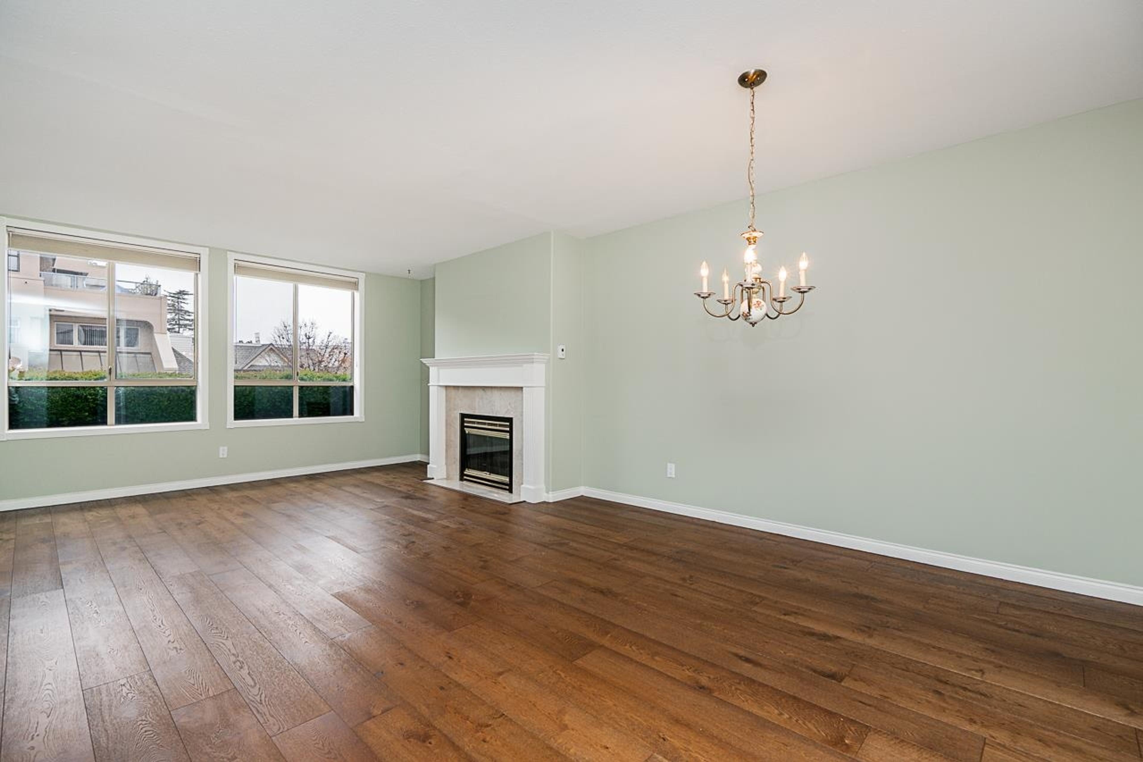 #102 15169 BUENA VISTA AVENUE - 10