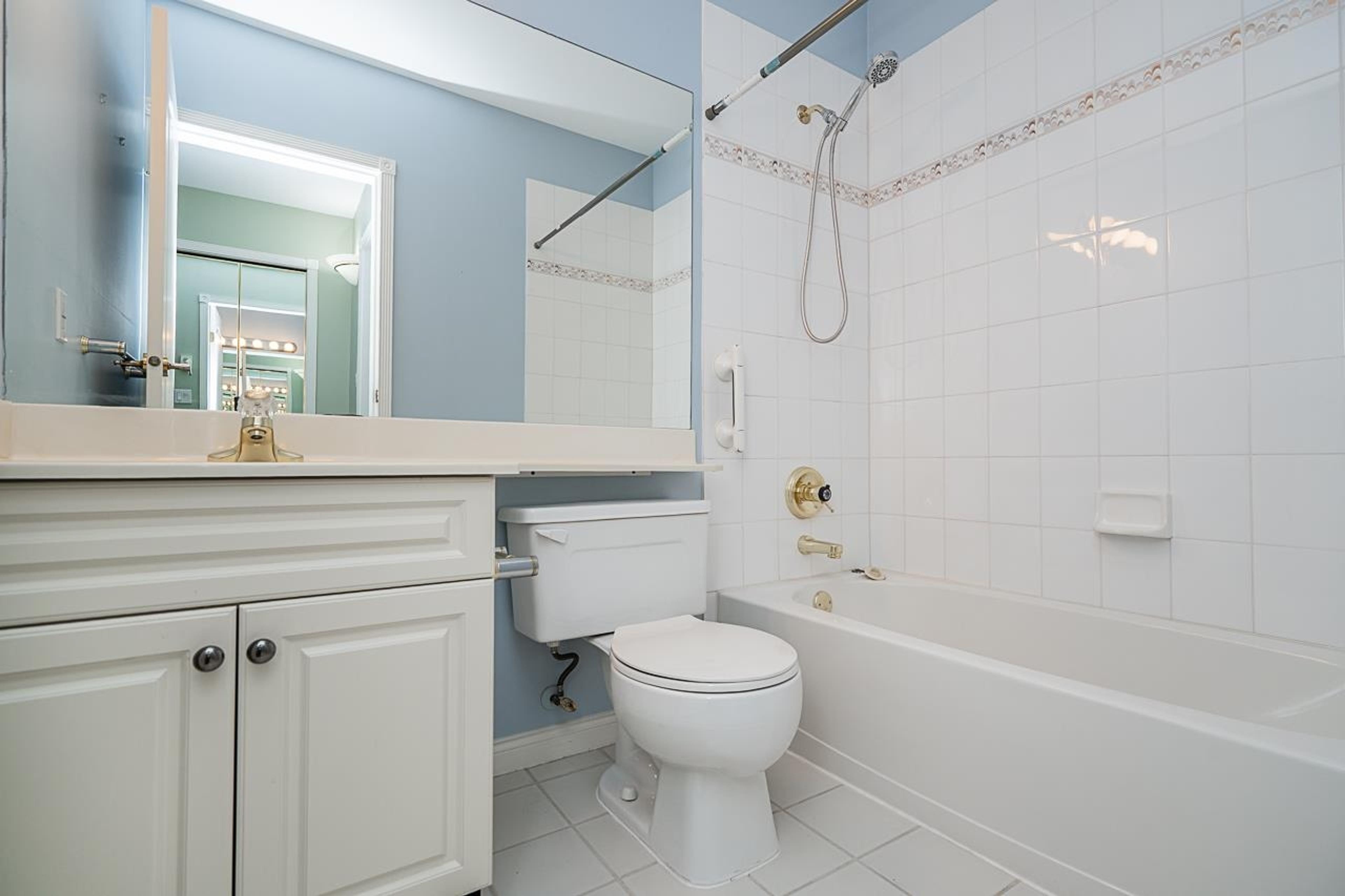 #102 15169 BUENA VISTA AVENUE - 31