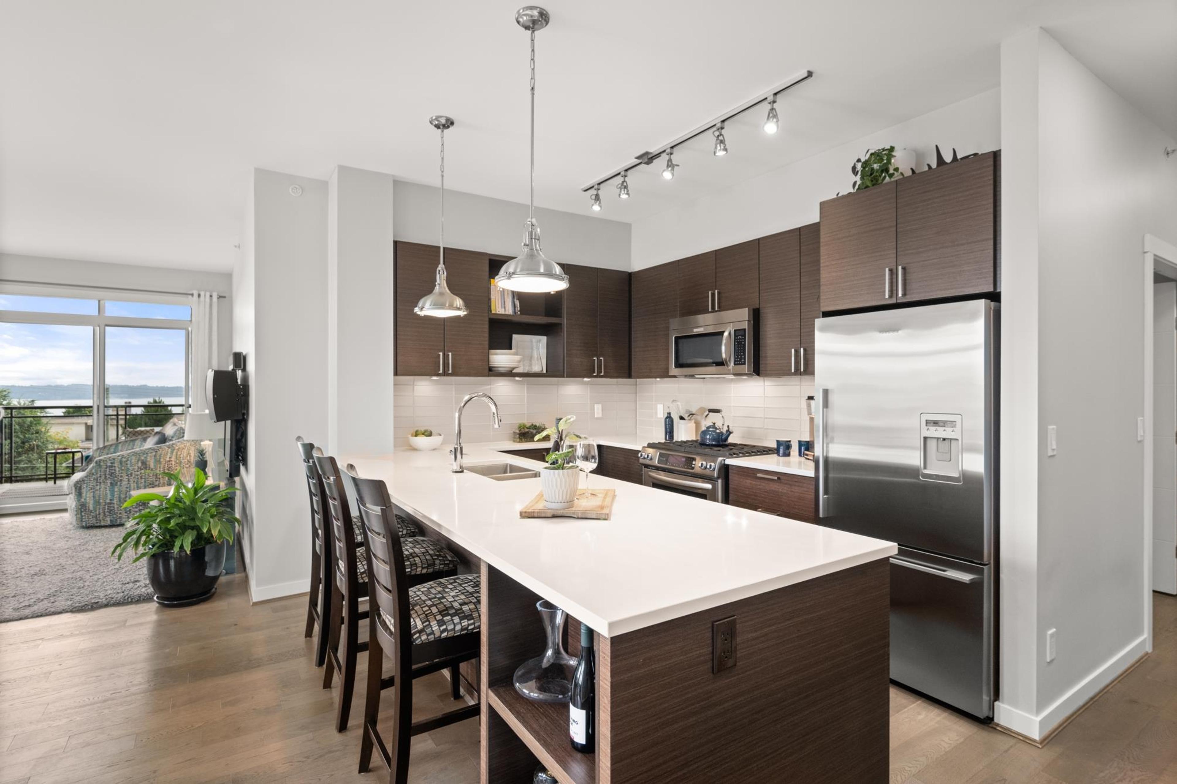 #PH2 1333 WINTER STREET - 11