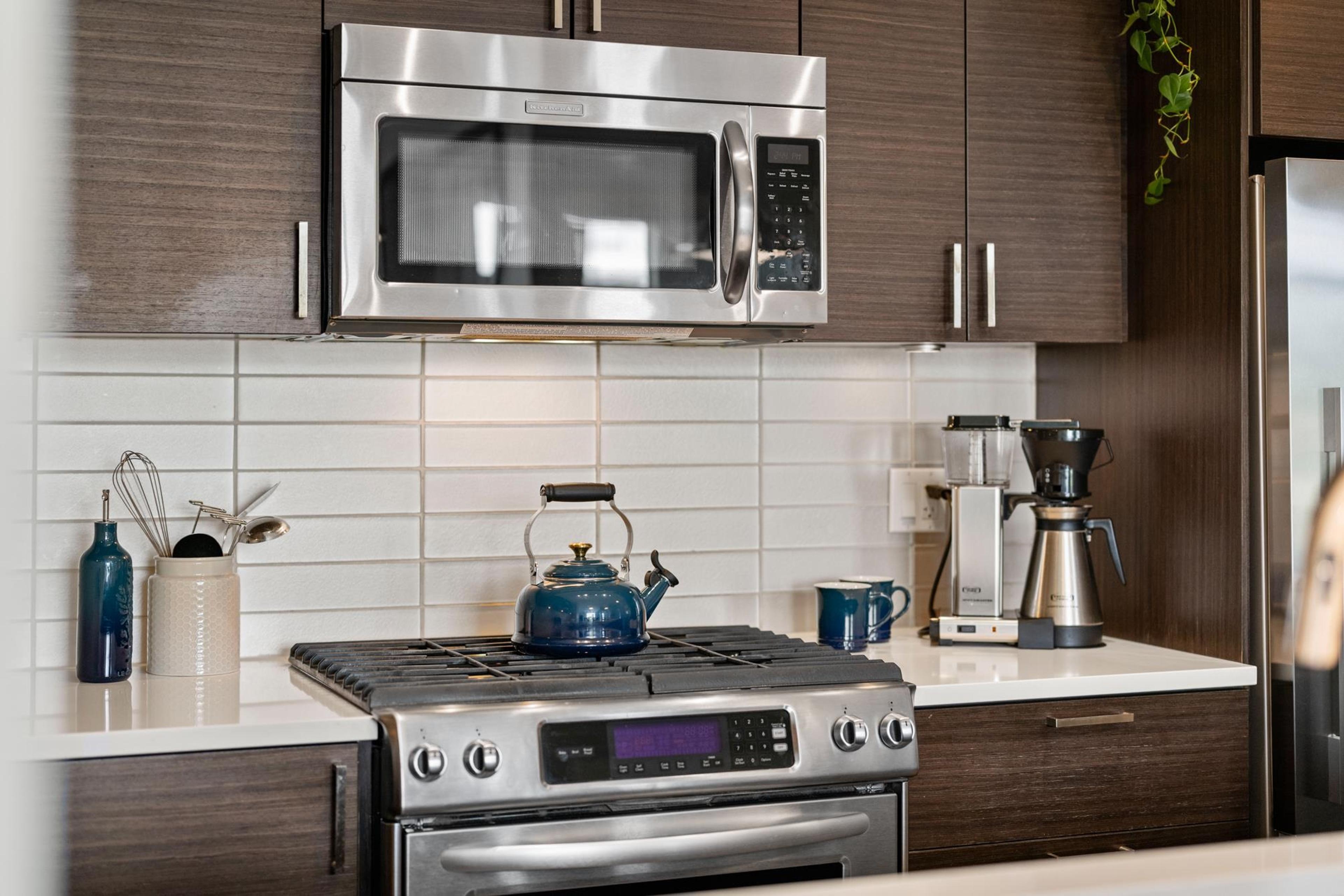 #PH2 1333 WINTER STREET - 19