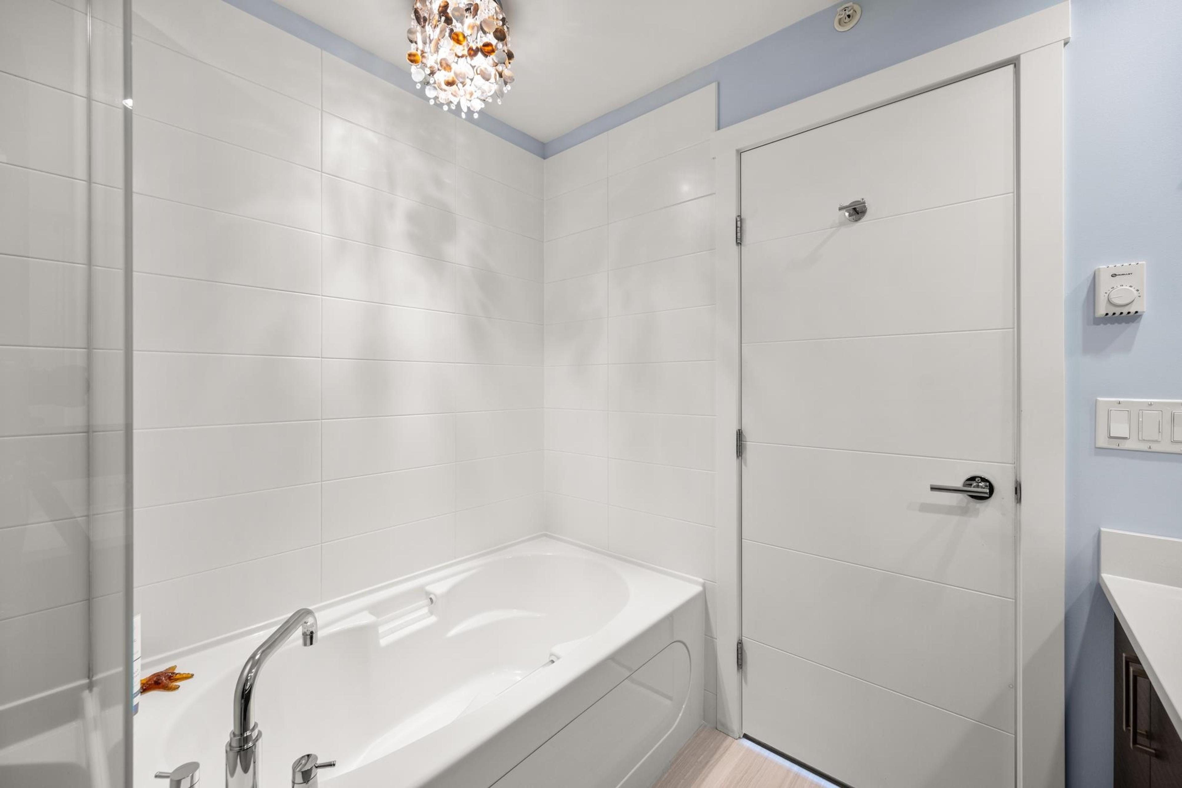 #PH2 1333 WINTER STREET - 29