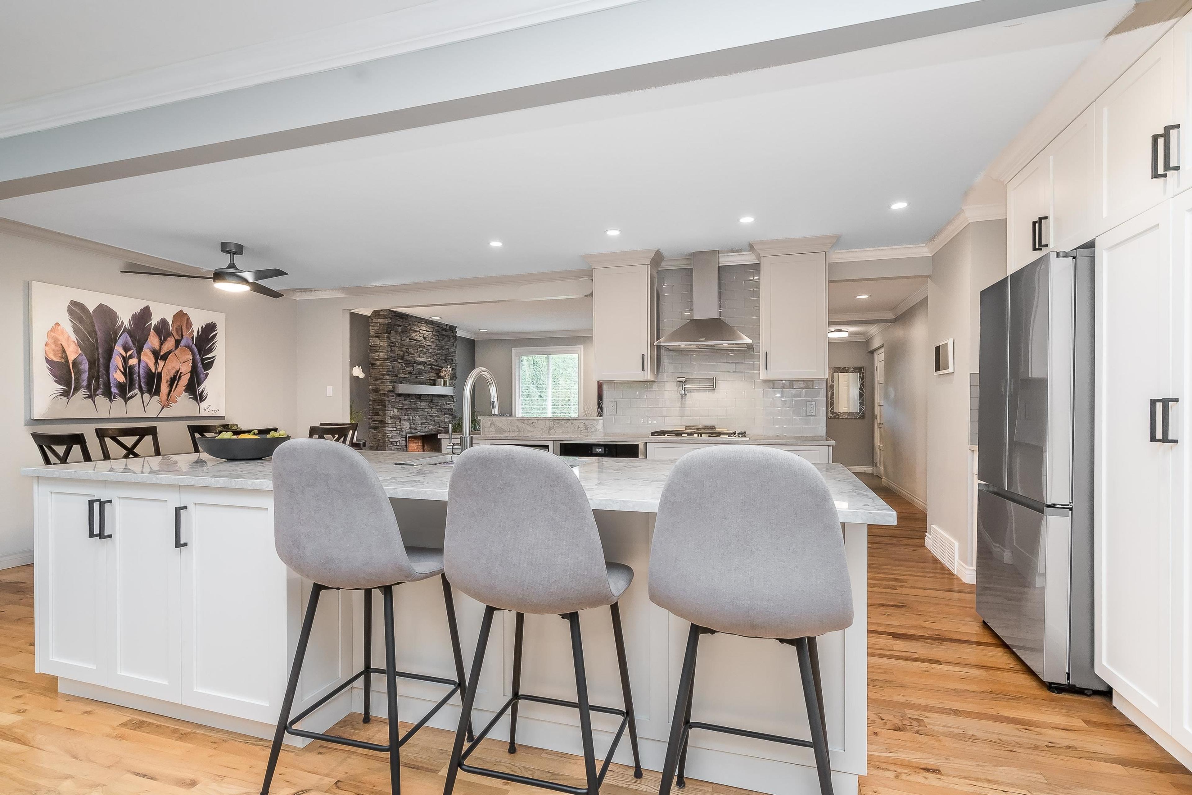 15825 PROSPECT CRESCENT - 16