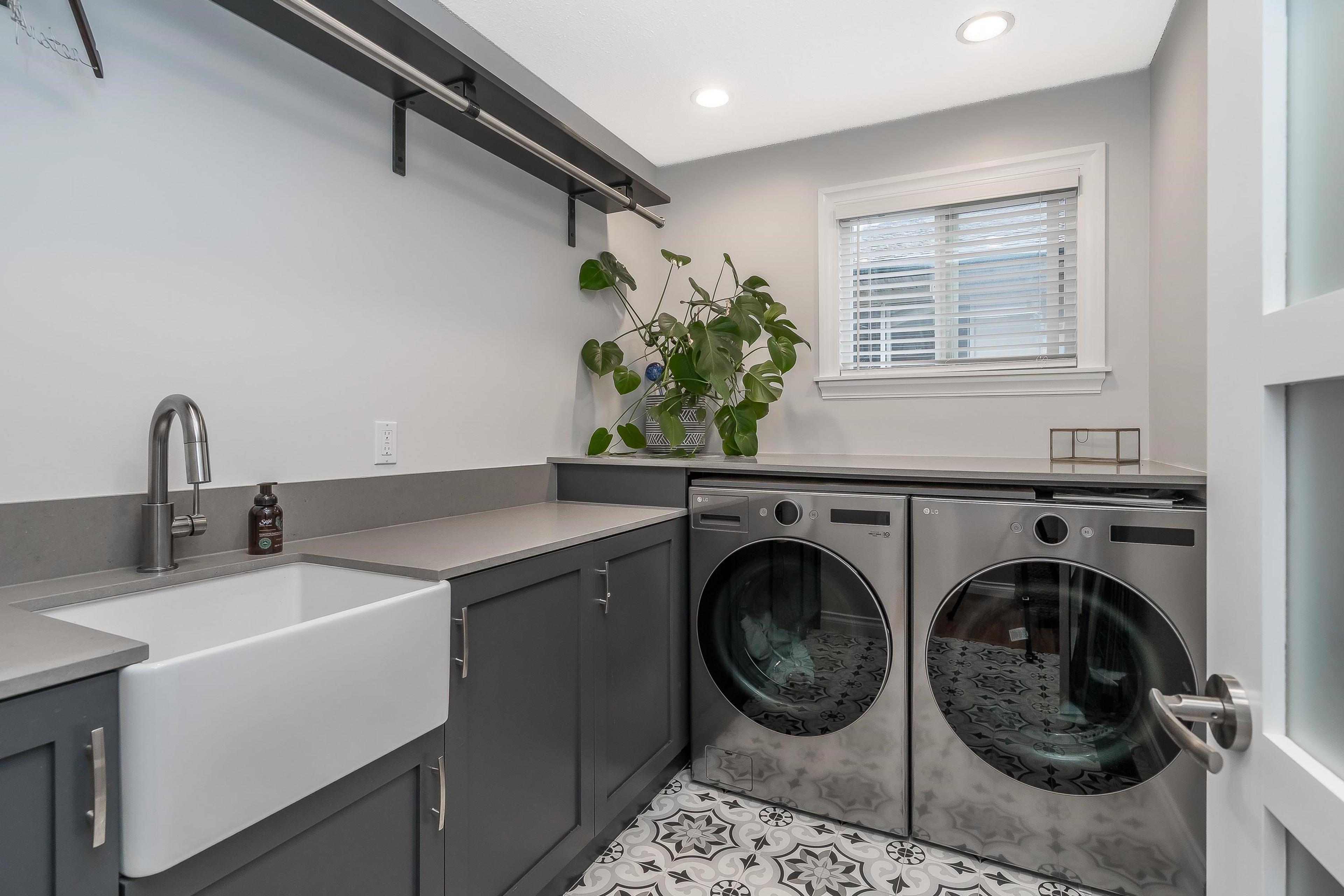 15825 PROSPECT CRESCENT - 30