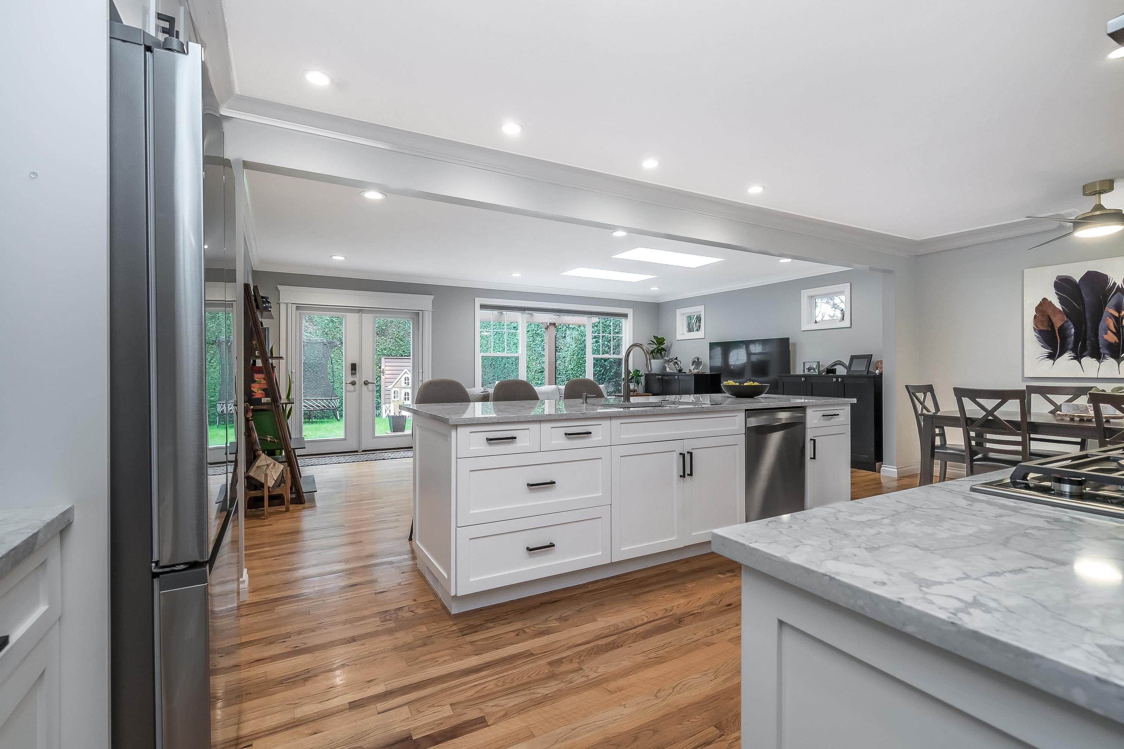 15825 PROSPECT CRESCENT - 15