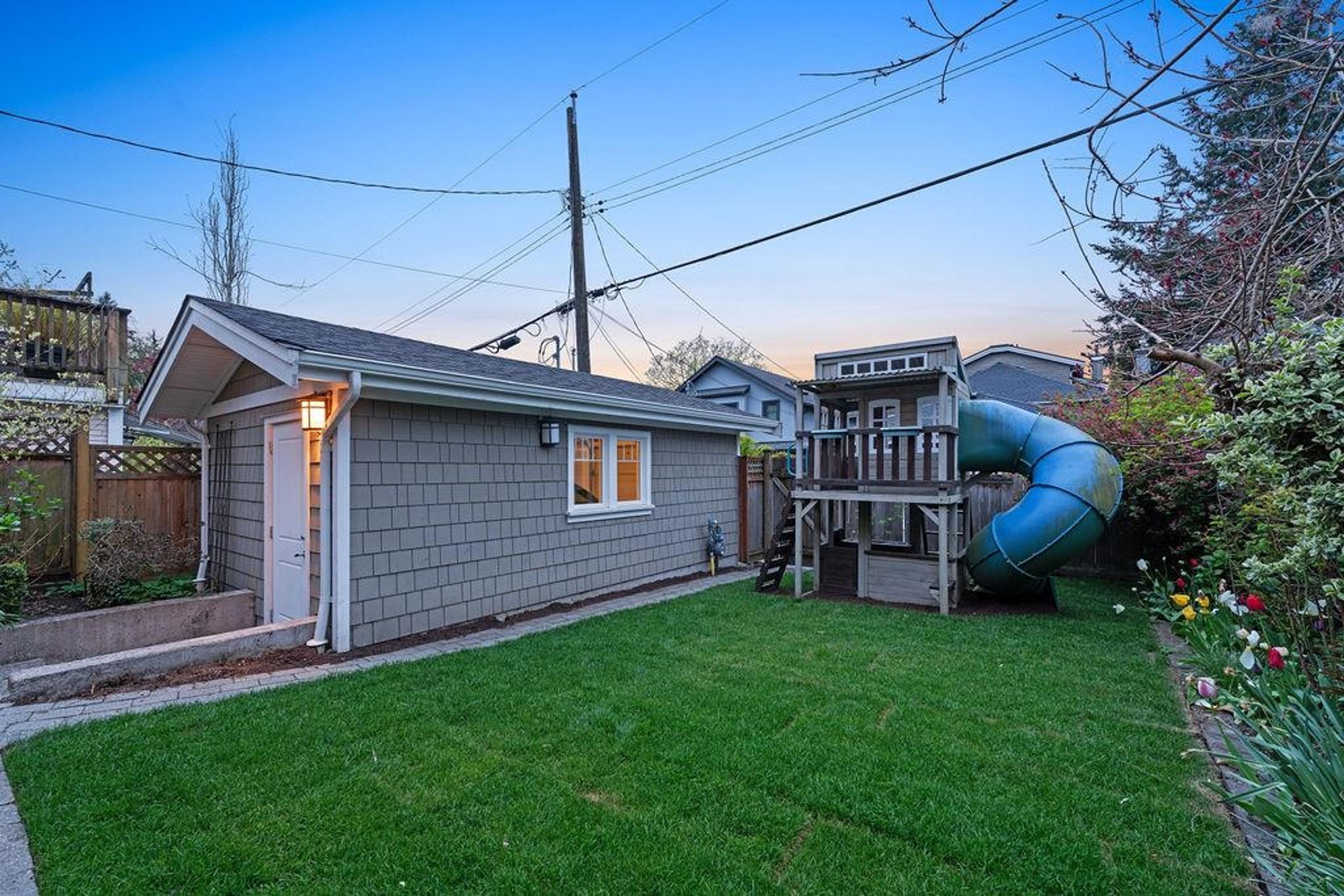 6591 VINE STREET - 17