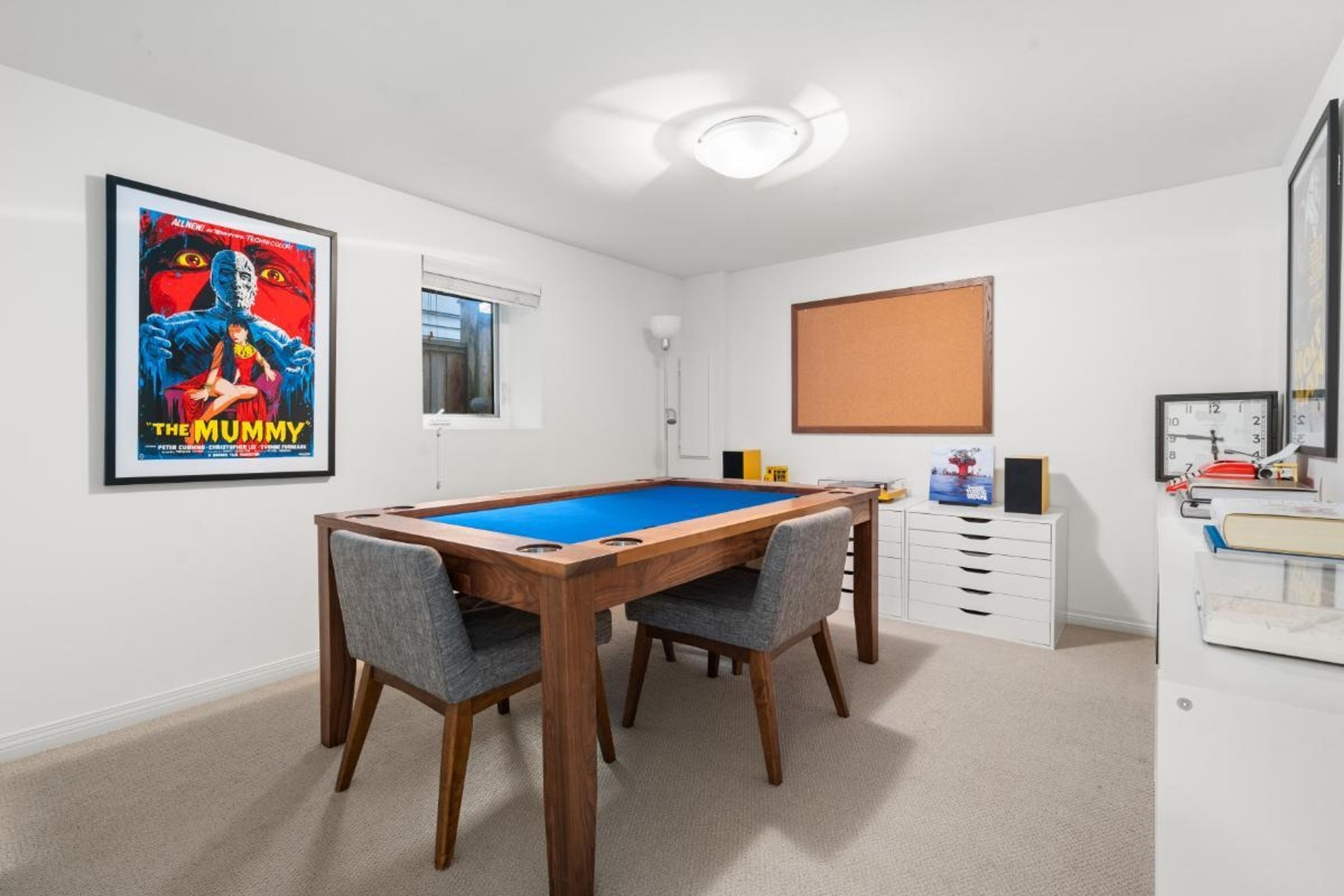 6591 VINE STREET - 32