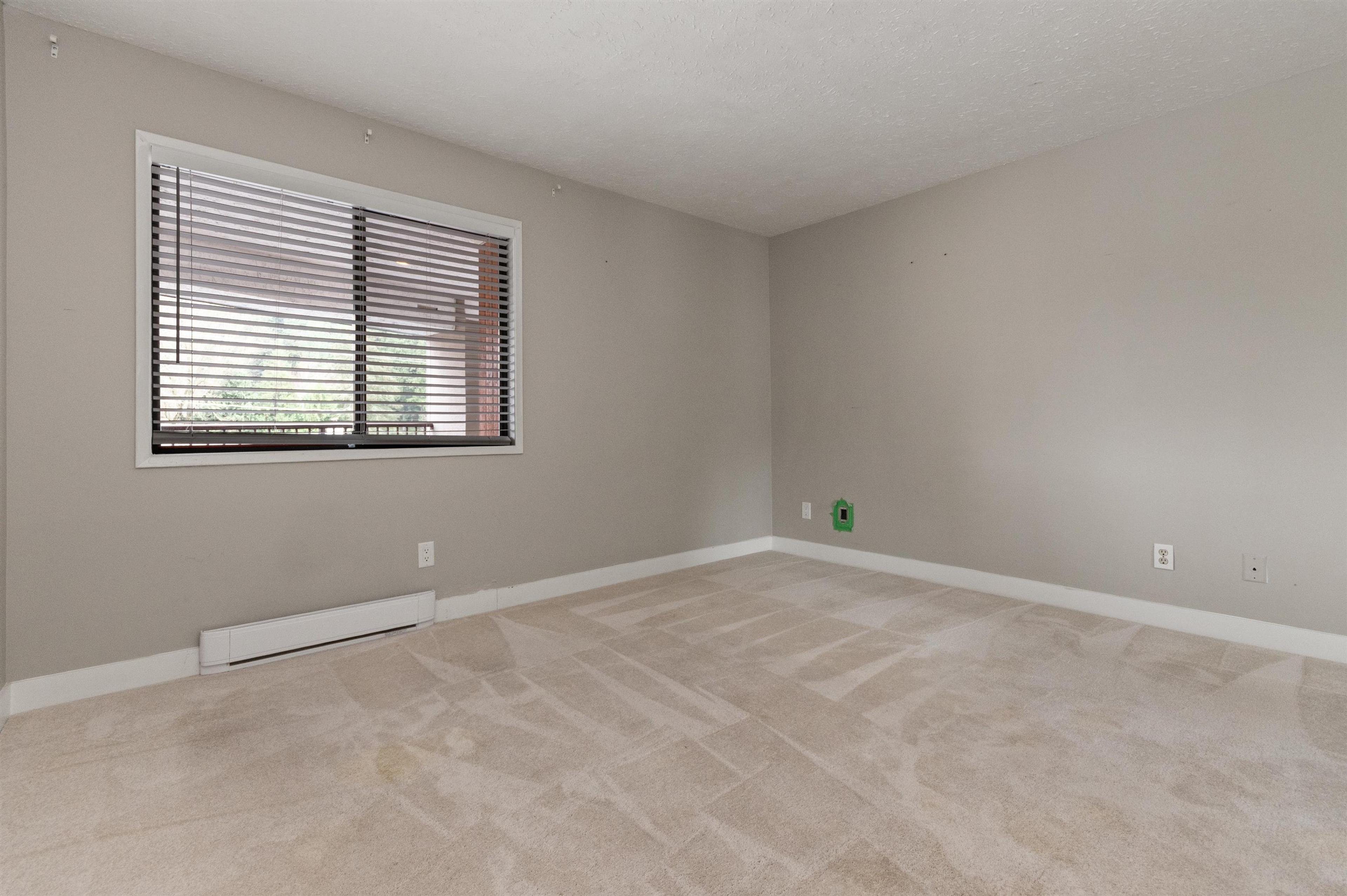 #205 160 LILLOOET AVENUE - 23