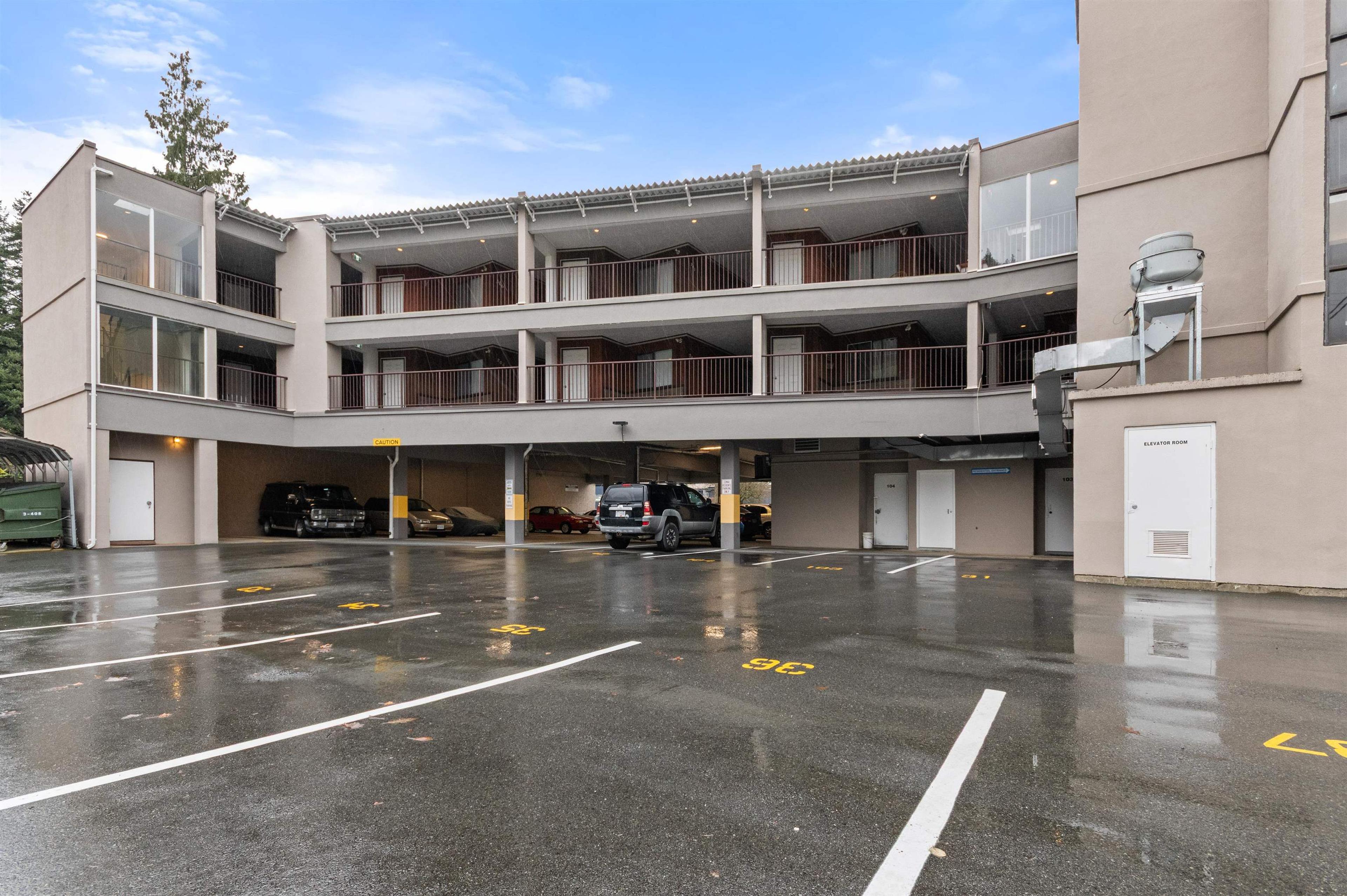 #205 160 LILLOOET AVENUE - 34