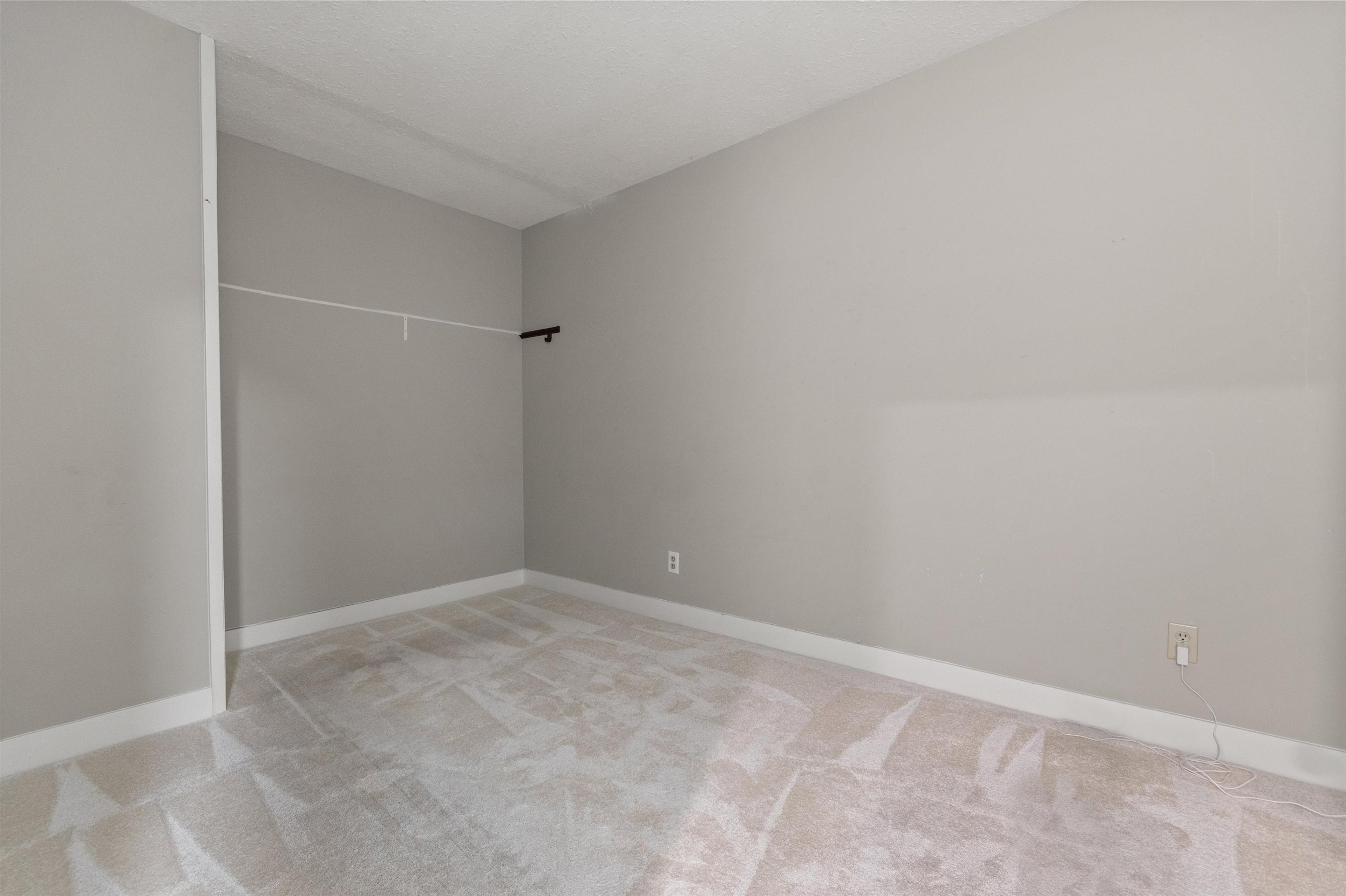 #205 160 LILLOOET AVENUE - 21