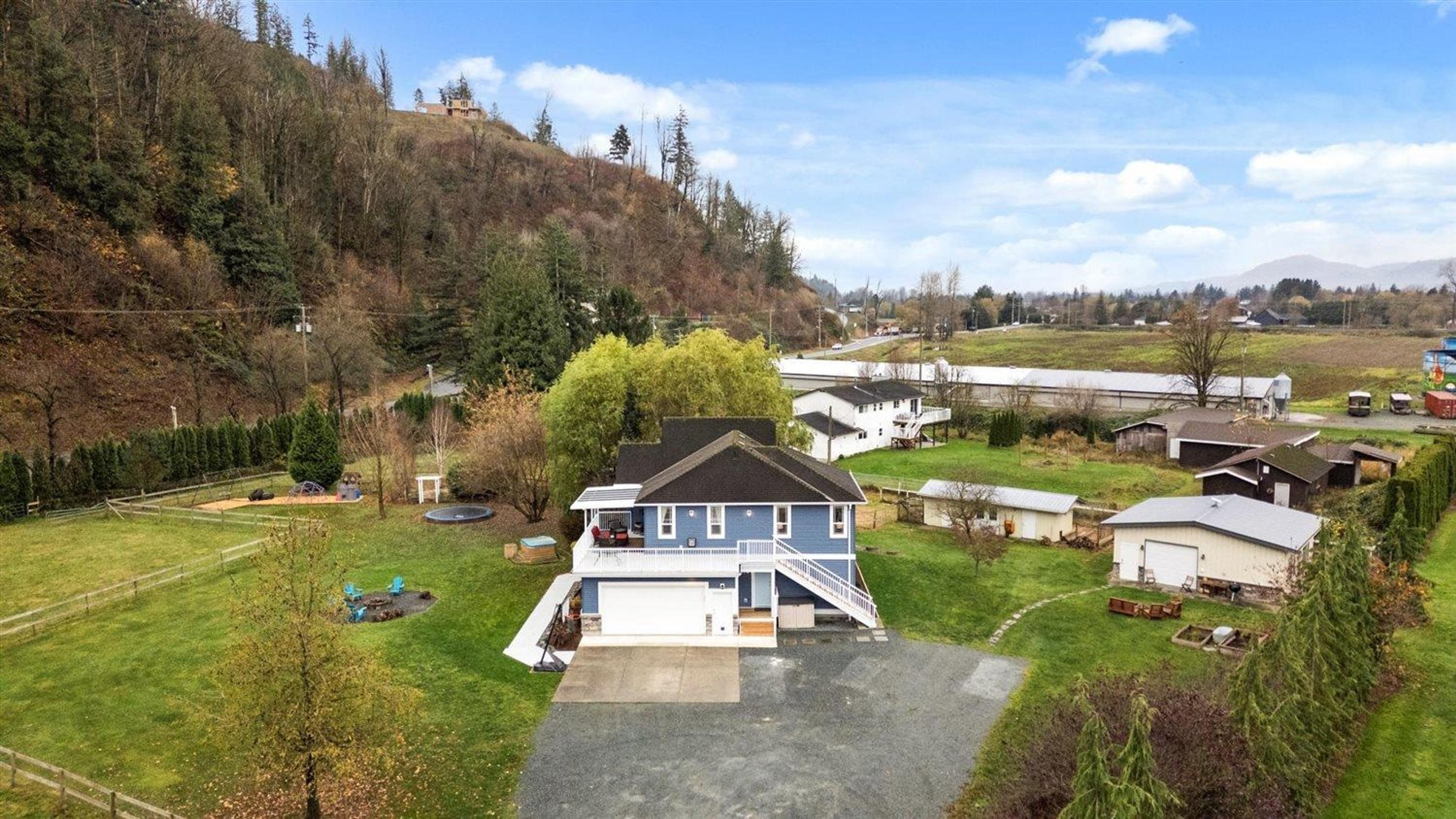 43057 VEDDER MOUNTAIN ROAD - 36