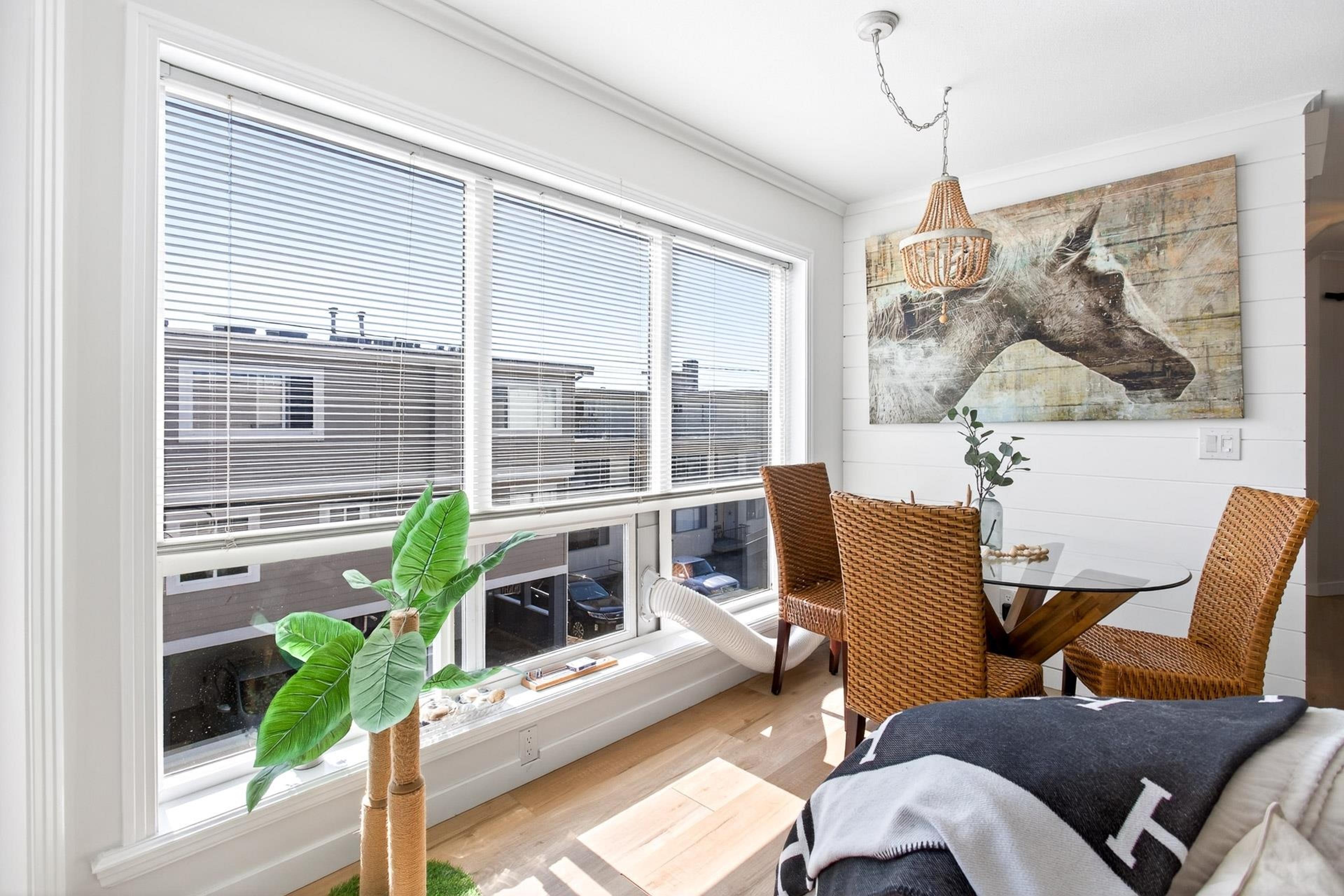 #205 15154 ROPER AVENUE - 10