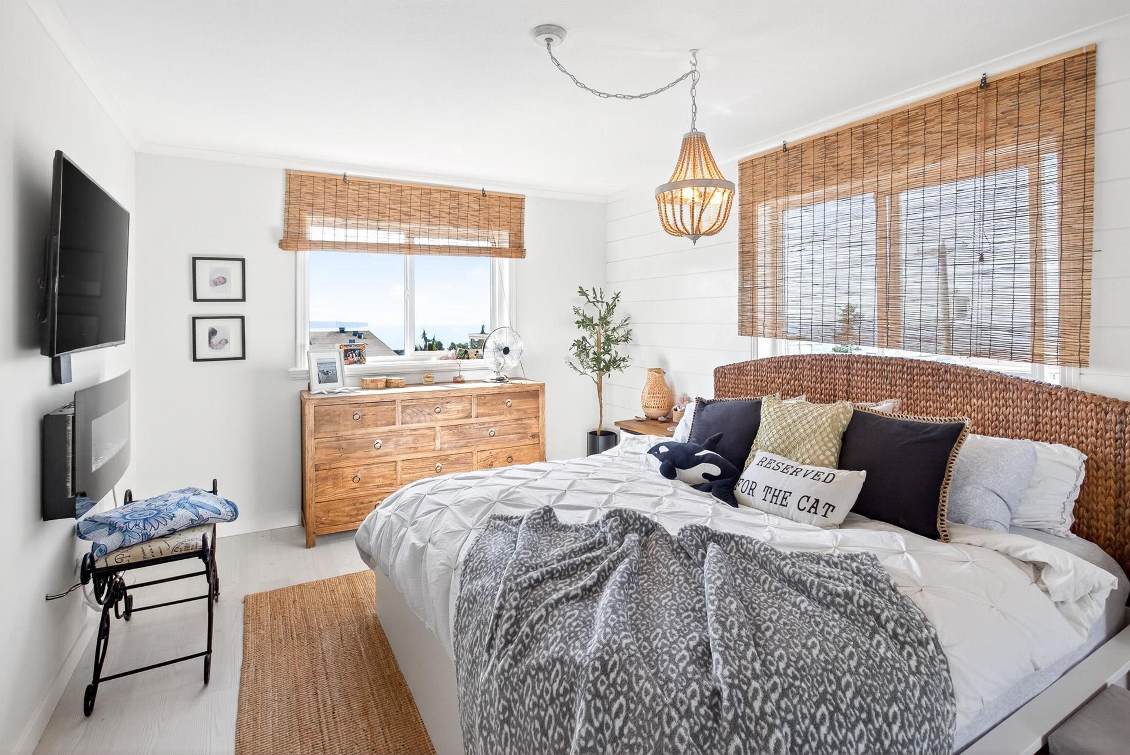 #205 15154 ROPER AVENUE - 31