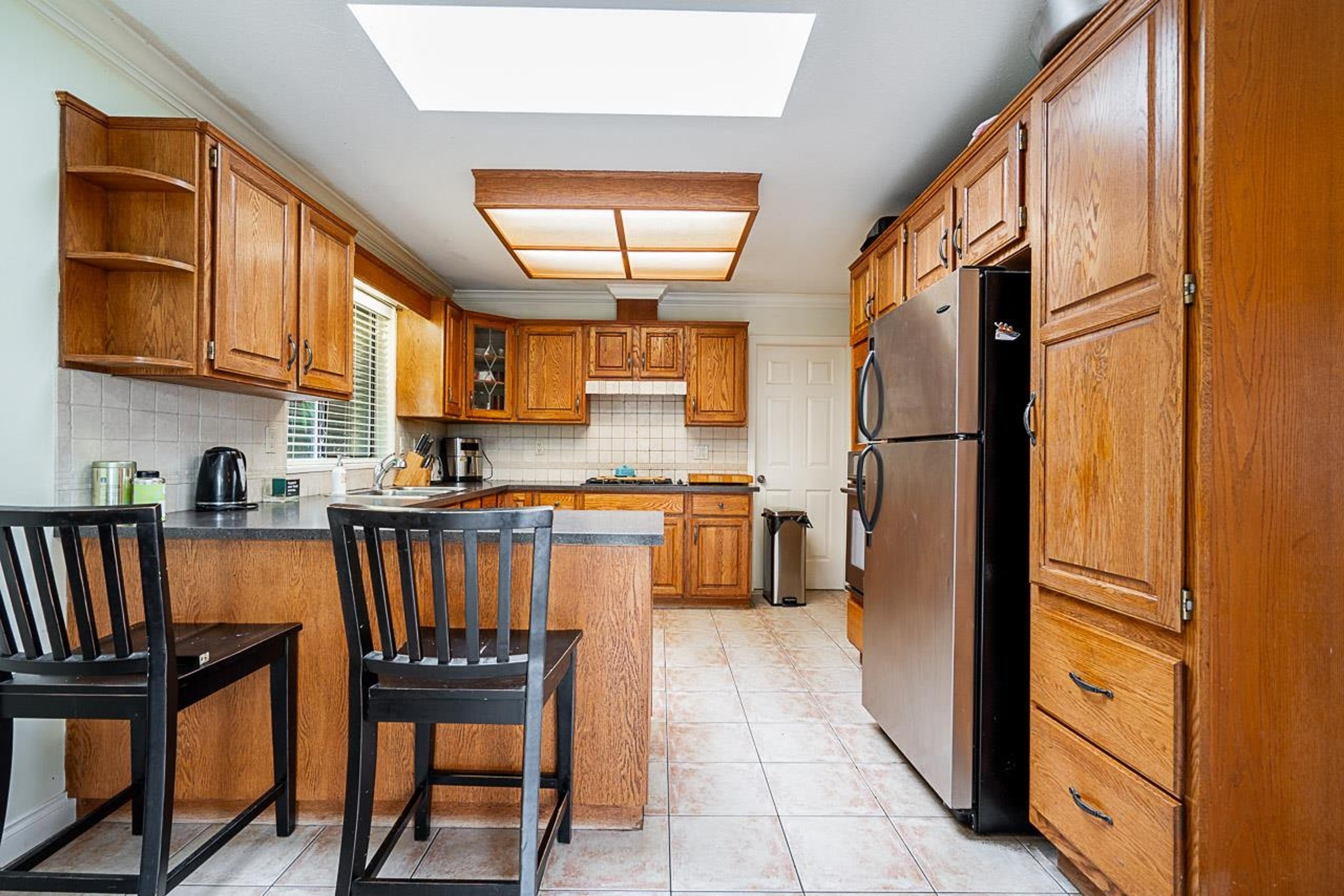 15576 BUENA VISTA AVENUE - 15