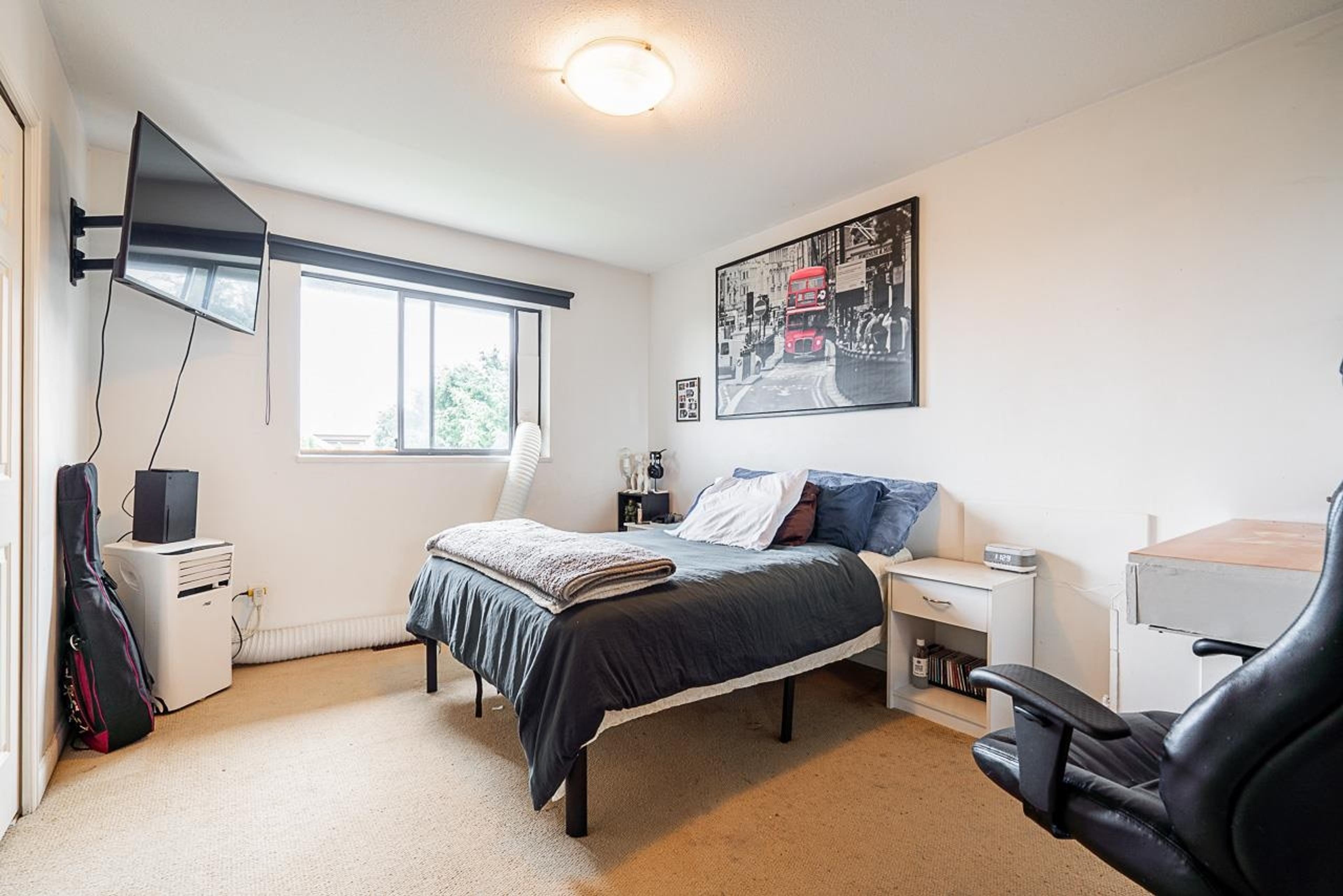 15576 BUENA VISTA AVENUE - 21