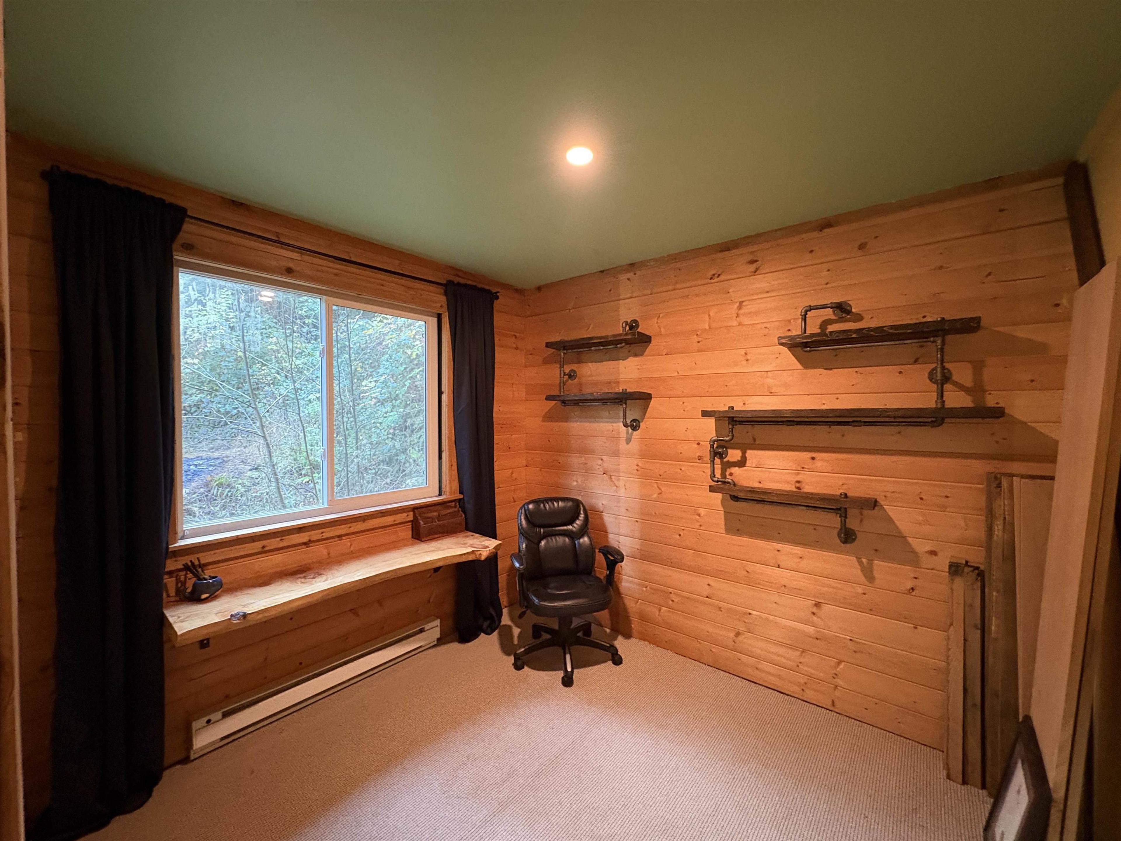 815 THE GROVE ROAD - 14