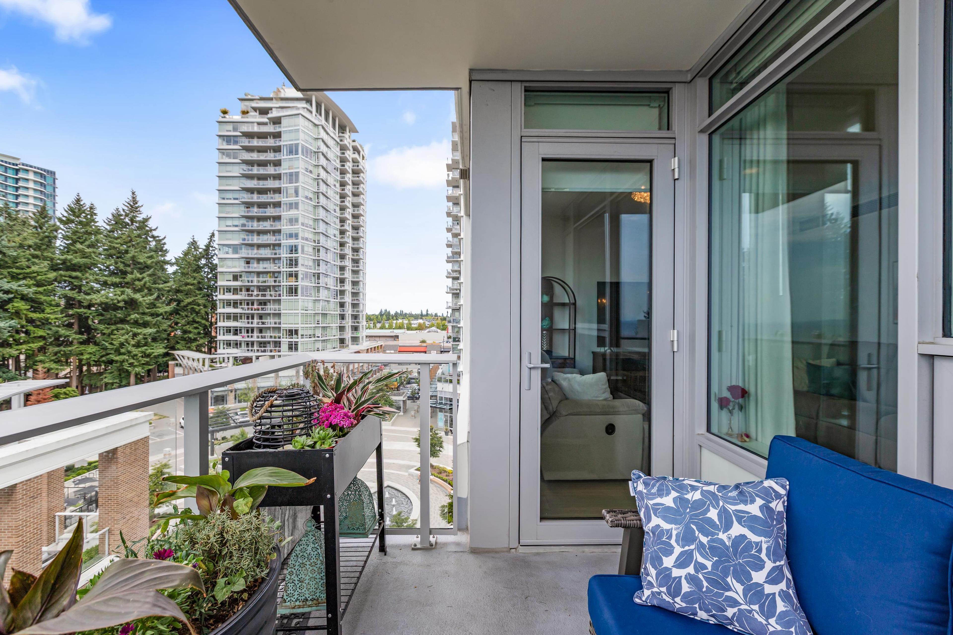 #601 1441 JOHNSTON ROAD - 22