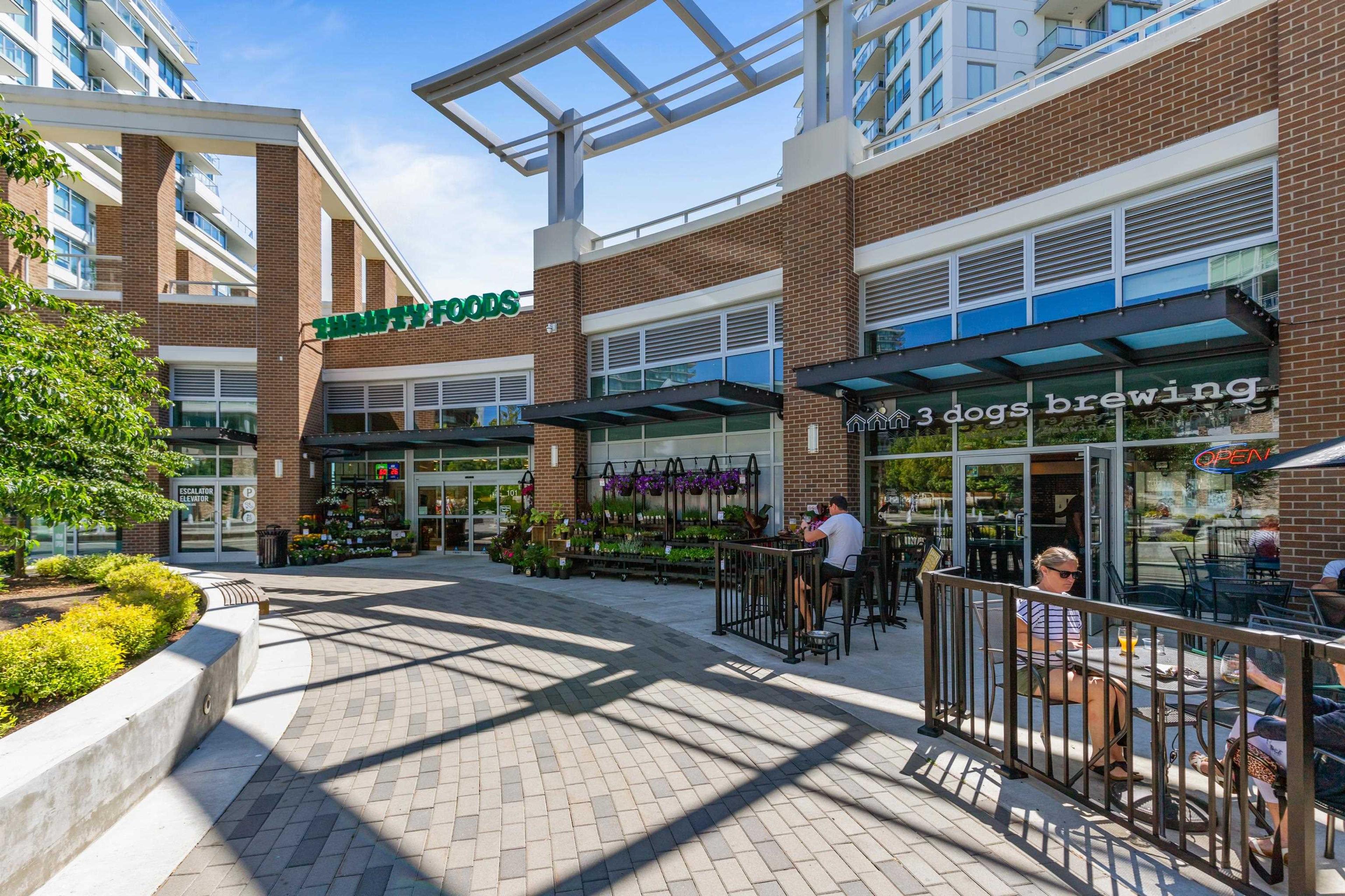 #601 1441 JOHNSTON ROAD - 38