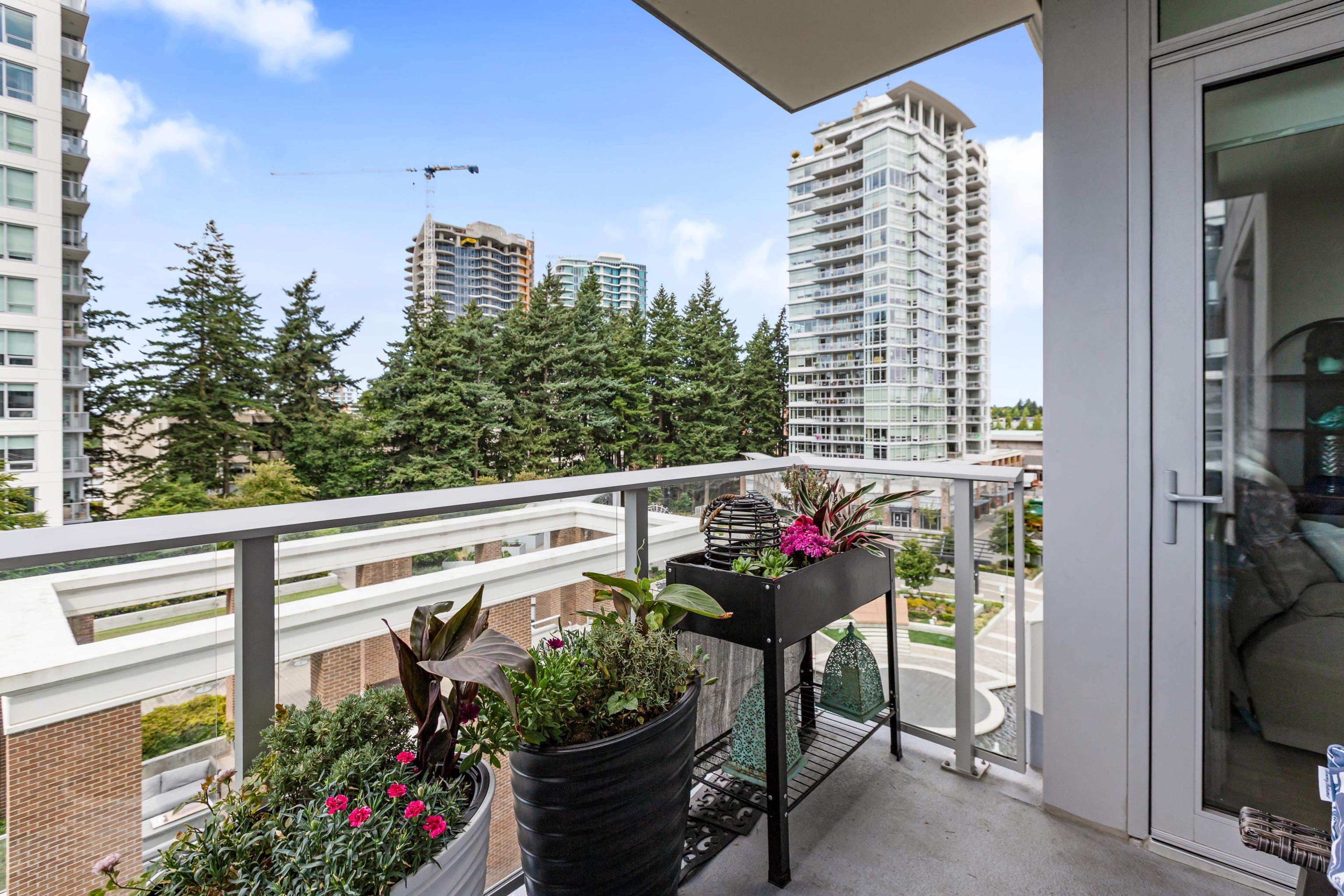 #601 1441 JOHNSTON ROAD - 21