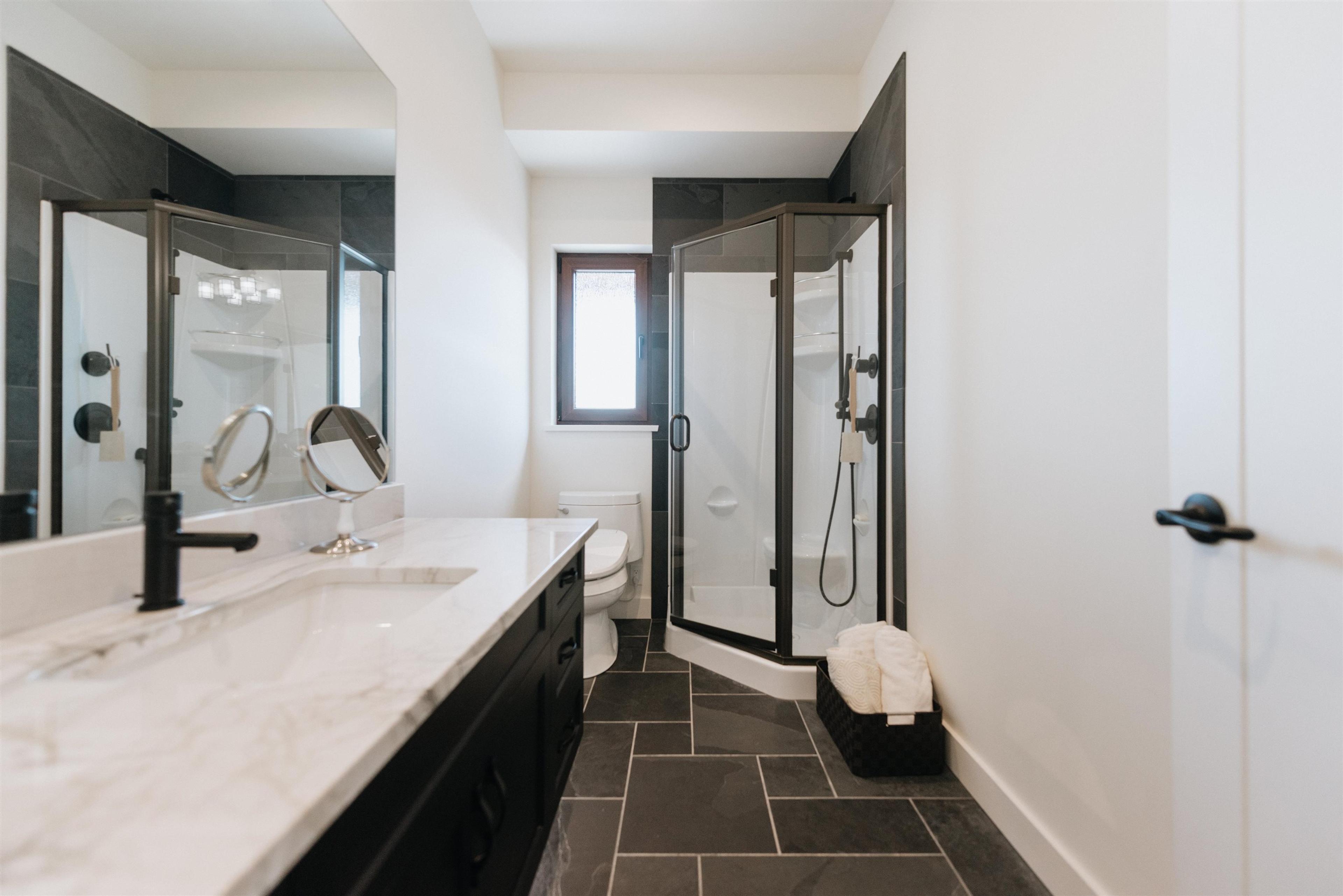 6035 SILVERSTONE LANE - 35