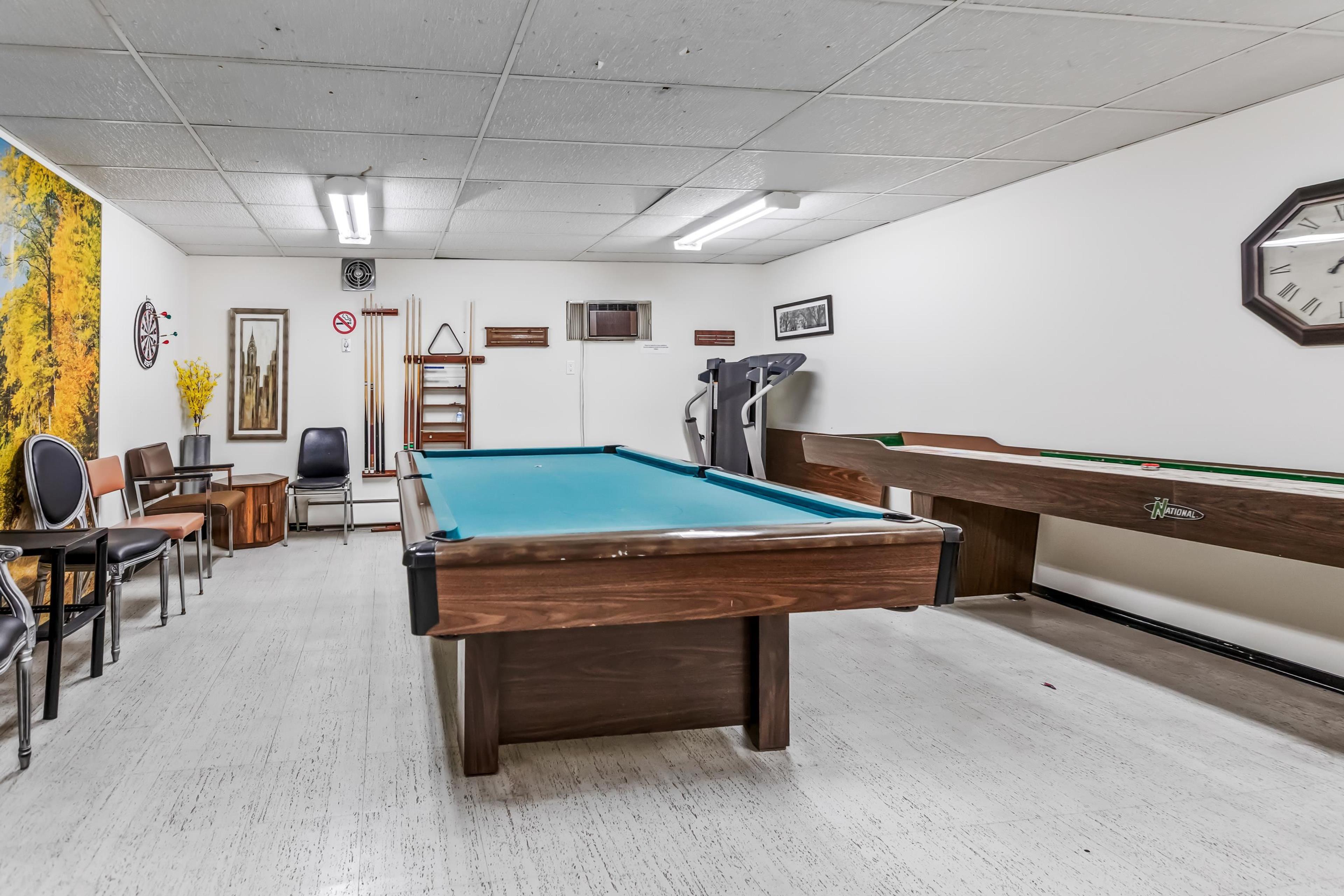 #107 1555 FIR STREET - 27